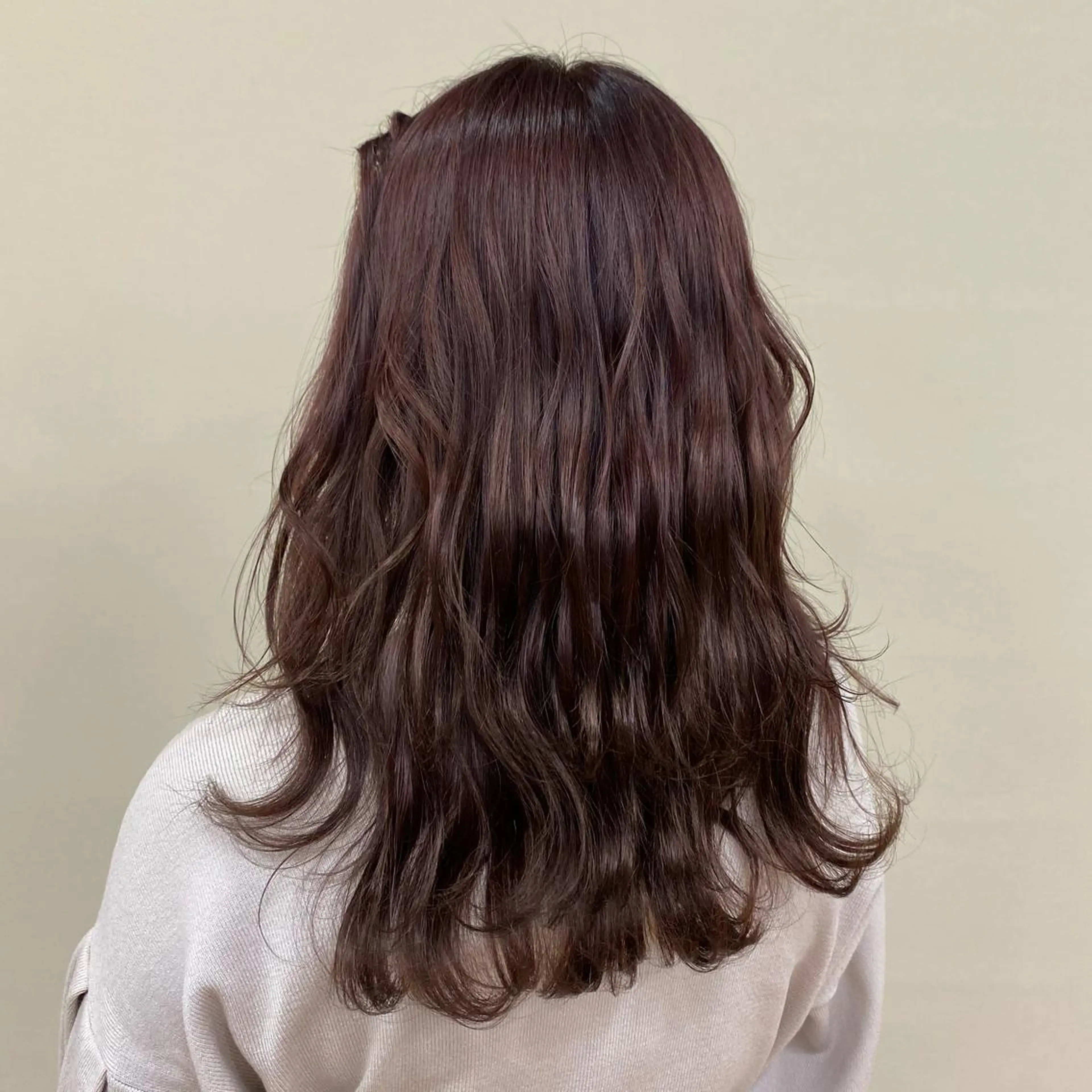 ロング カラー ヘアアレンジ ラベンダーカラー 🥀暖色韓国ヘア💕 保科侑花のヘアスタイル