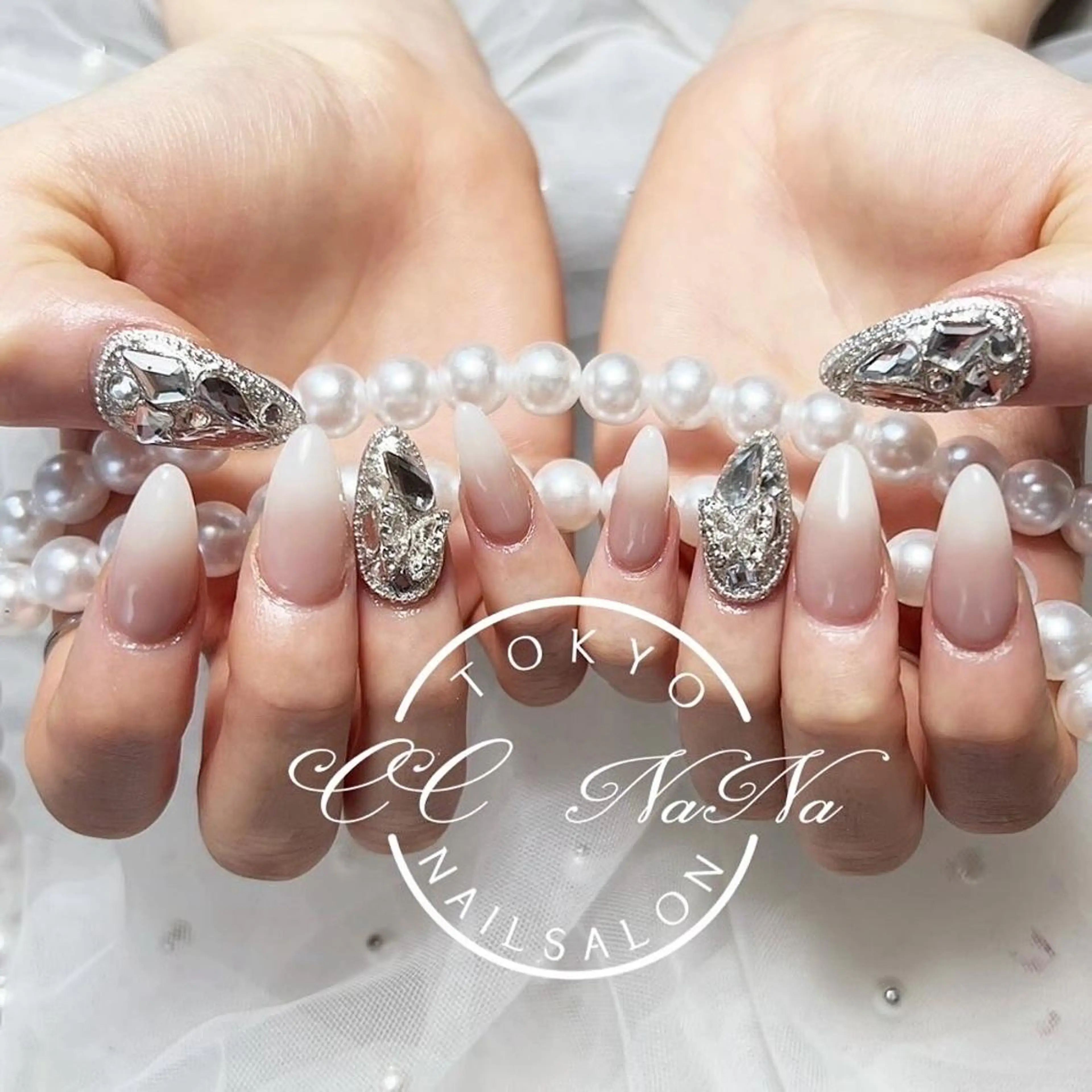 ネイル アートネイル チークネイル フラッシュネイル ハート キラキラネイル CCNaNaスカルプ 長さだし専門💎のネイルデザイン