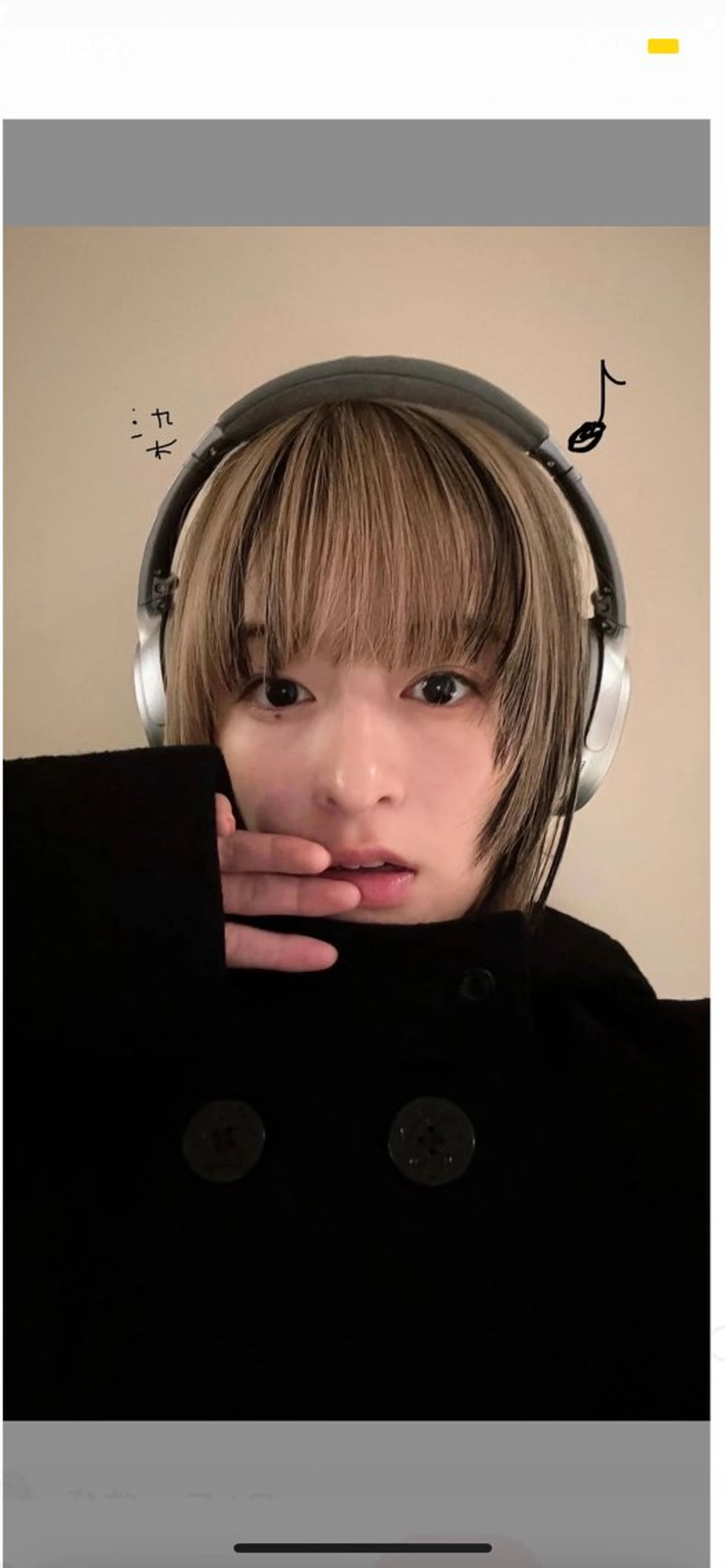 ミディアム カラー ベージュカラー ブリーチ ブロンド ケアブリーチ デザインカラー カット ヘアカラー トリートメント MIU/ルーツカラー 顔まわりレイヤーのヘアスタイル