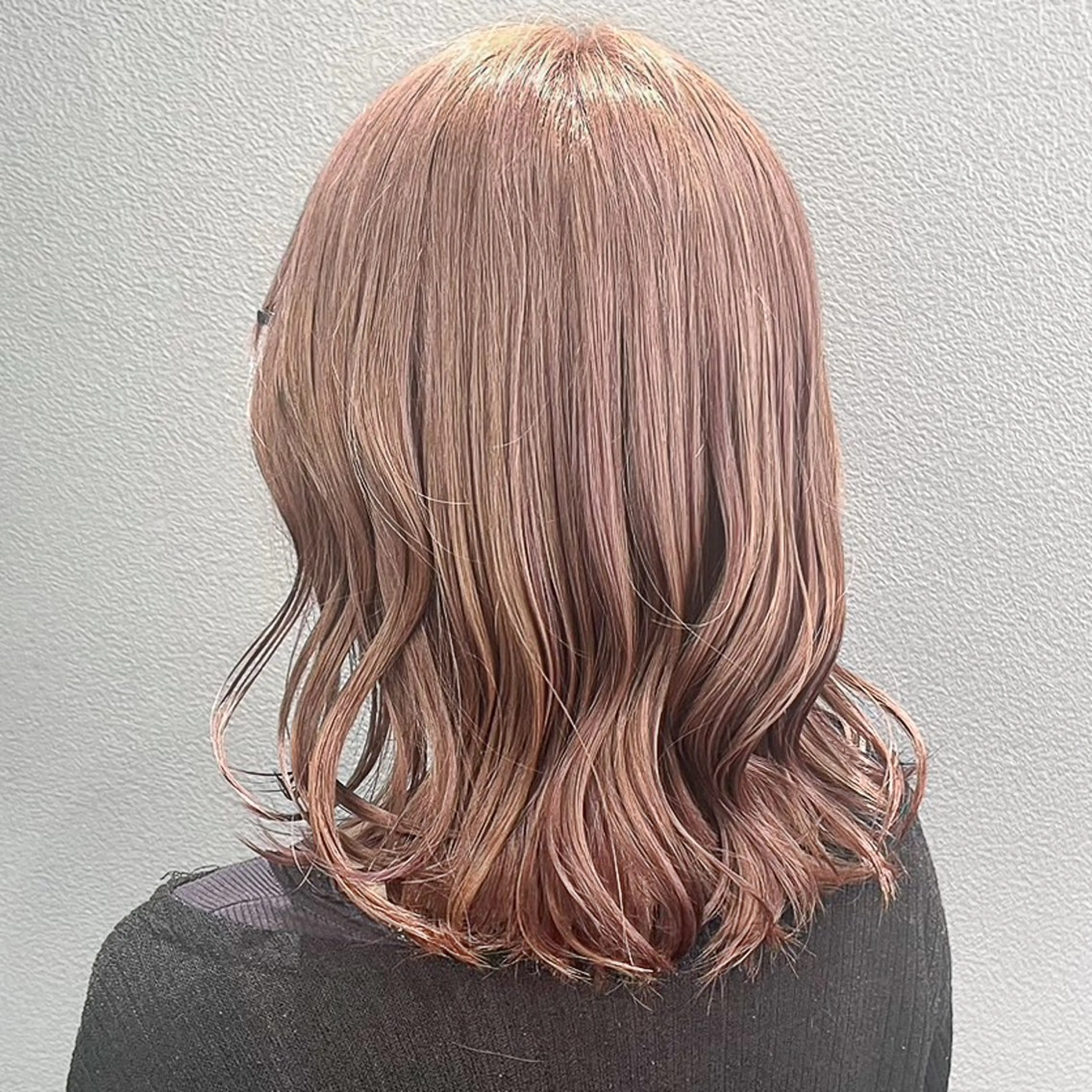 ミディアム カラー ベージュカラー ピンクカラー ピンクベージュ カット ヘアカラー トリートメント 透明感カラー/パーマ 🌀アオノアユミのヘアスタイル