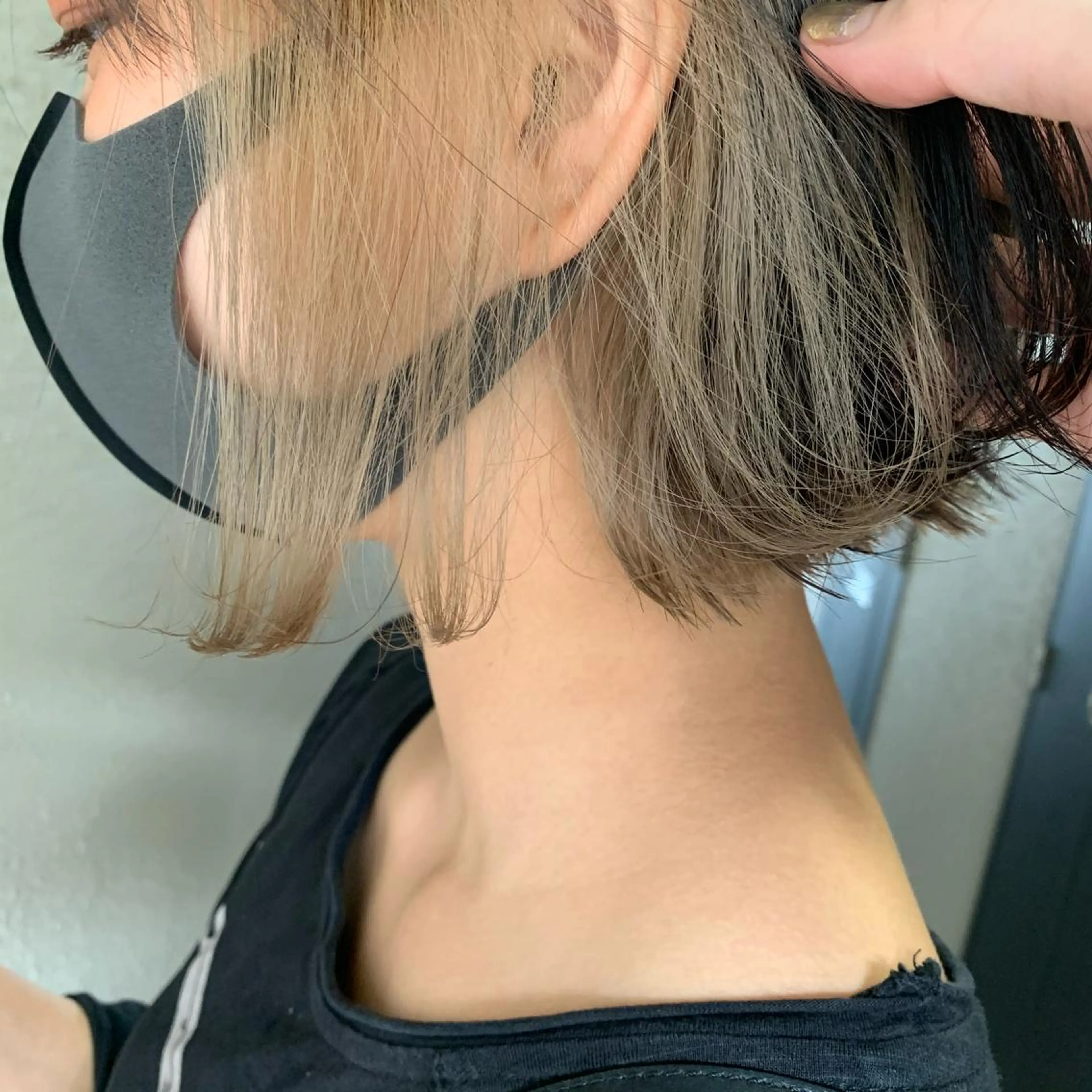 ショート カラー インナーカラー ボブ chouette/ 根本優希のヘアスタイル