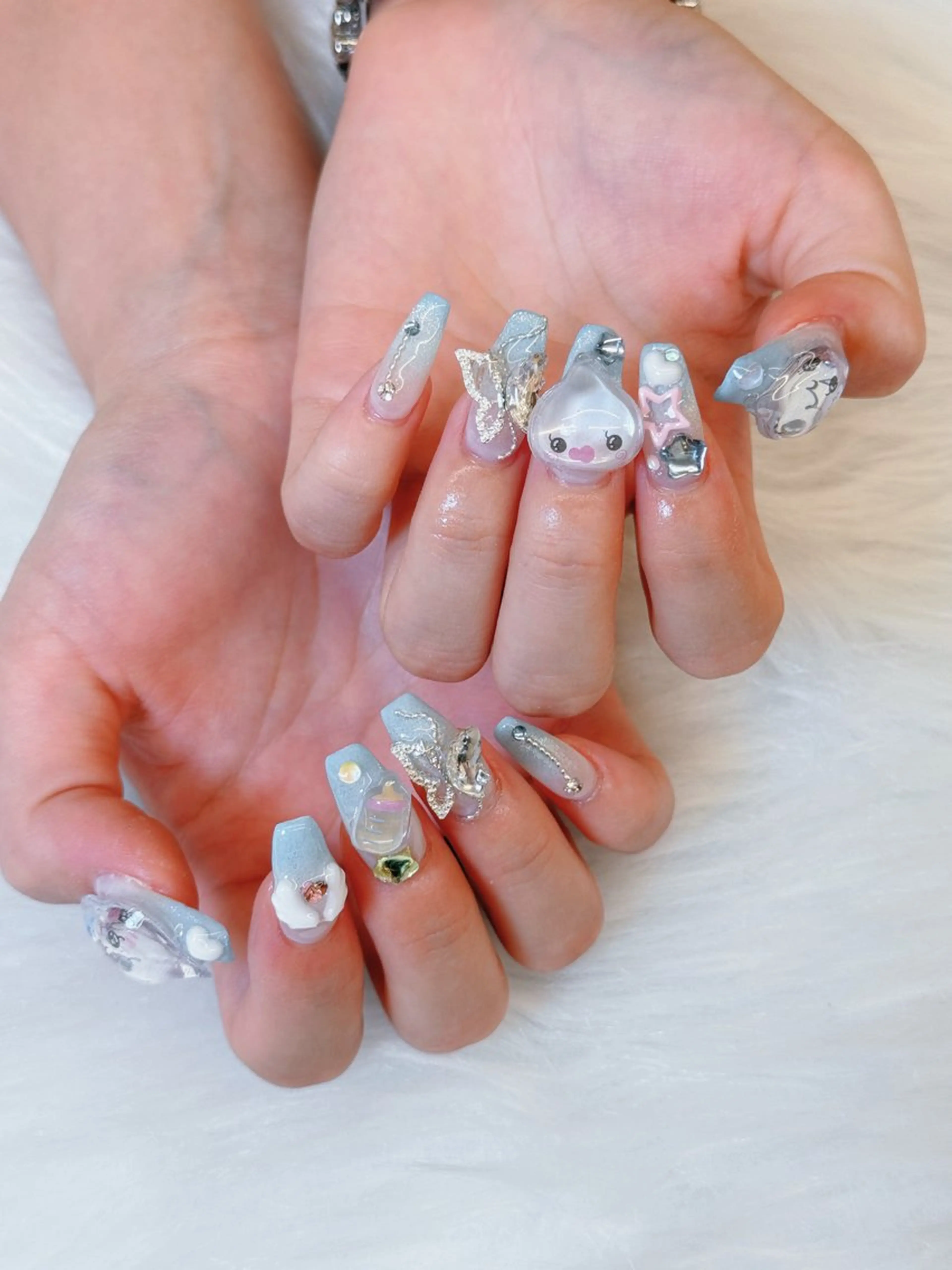 ネイル チークネイル 長さ出し フットネイル 韓国ネイル マグネットネイル Luxe Nailのネイルデザイン