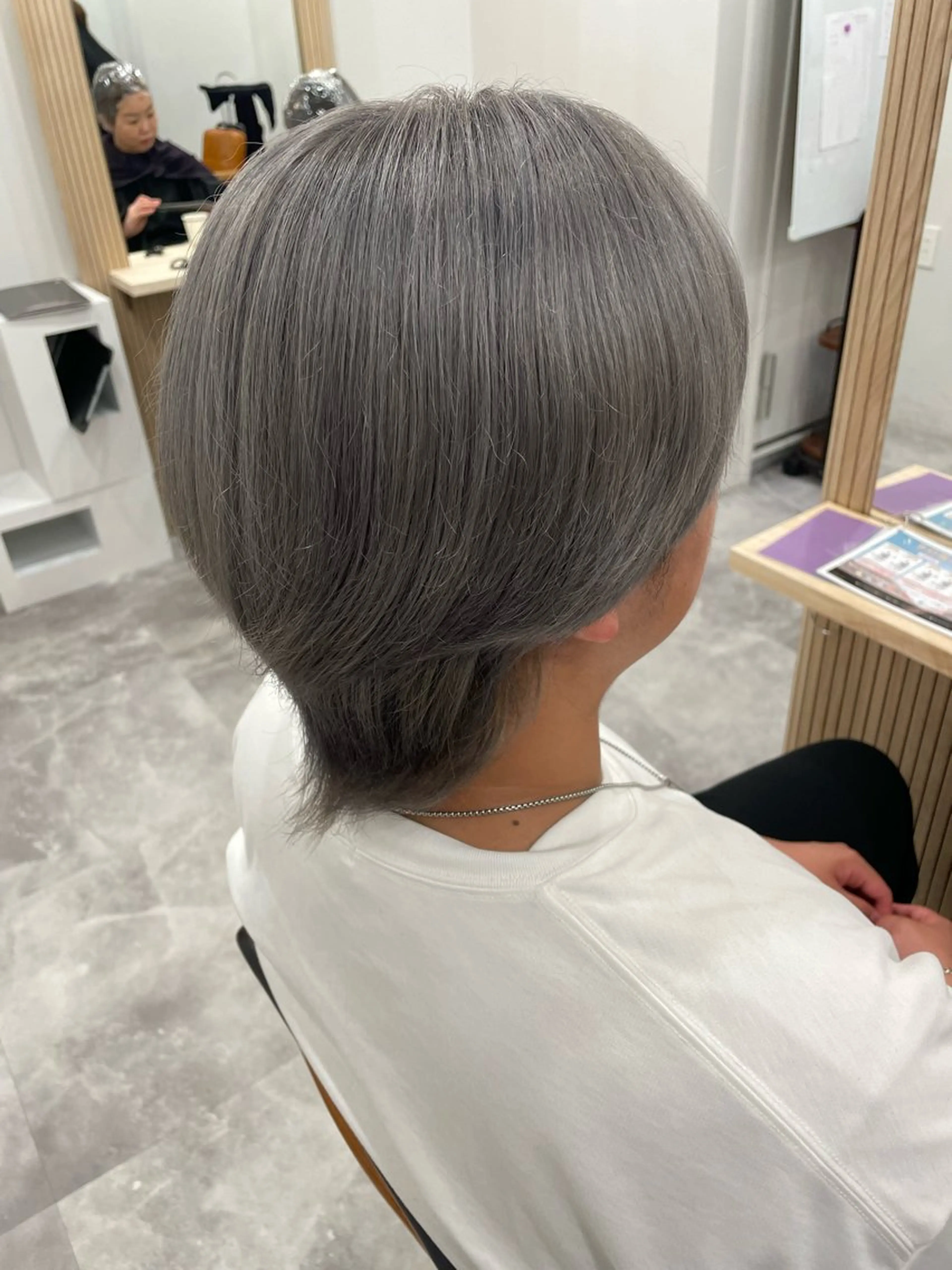 カラー メンズ 透明感カラー ROPE ナナミのヘアスタイル