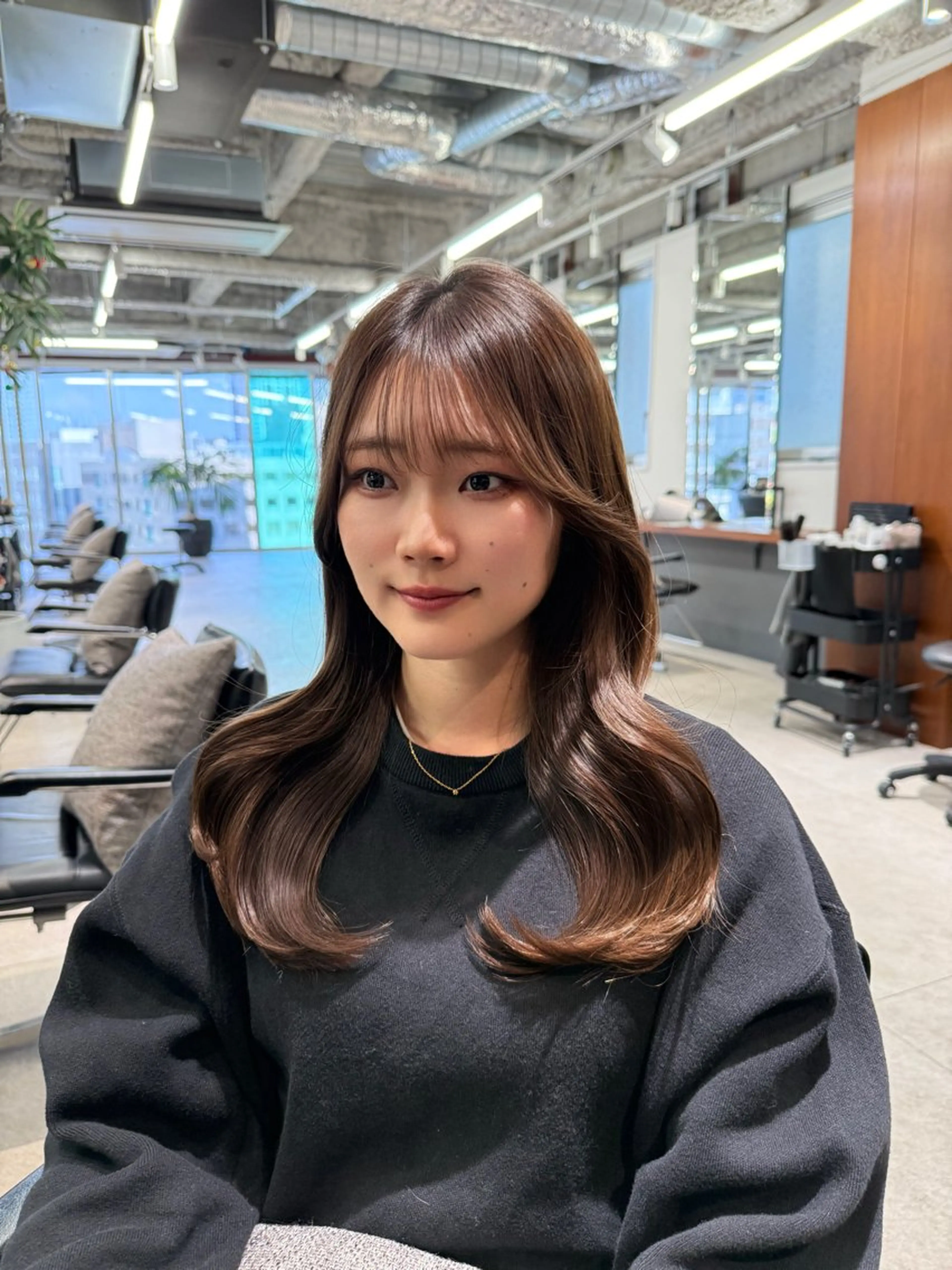 セミロング 韓国風ヘア 韓国ヘア/レイヤー Yan✂︎のヘアスタイル