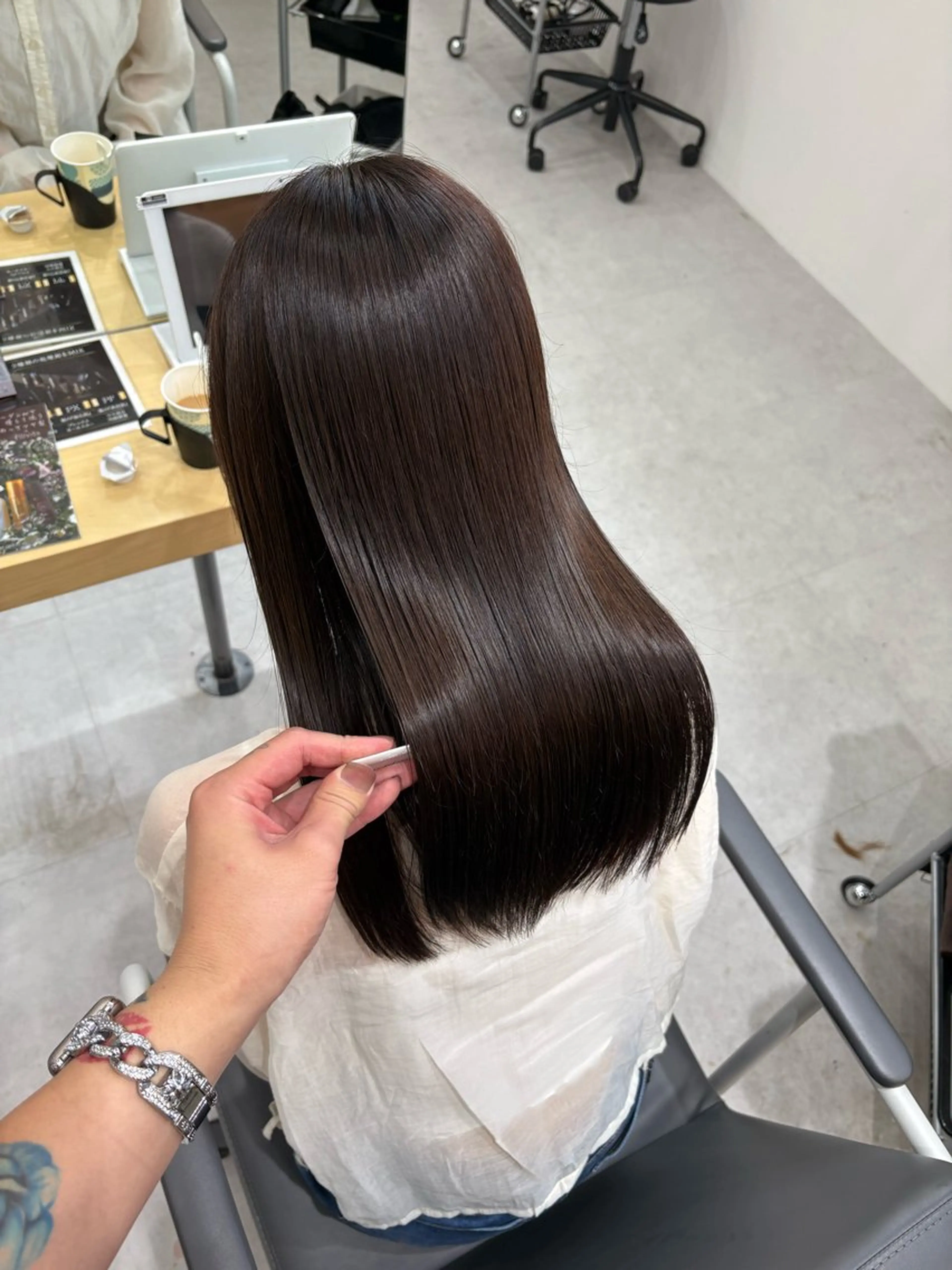 セミロング 髪質改善 トリートメント 酸性ストレート カット トリートメント SOYON西大寺店所属・ダブルカラー/ 髪質改善💎安藤のヘアスタイル