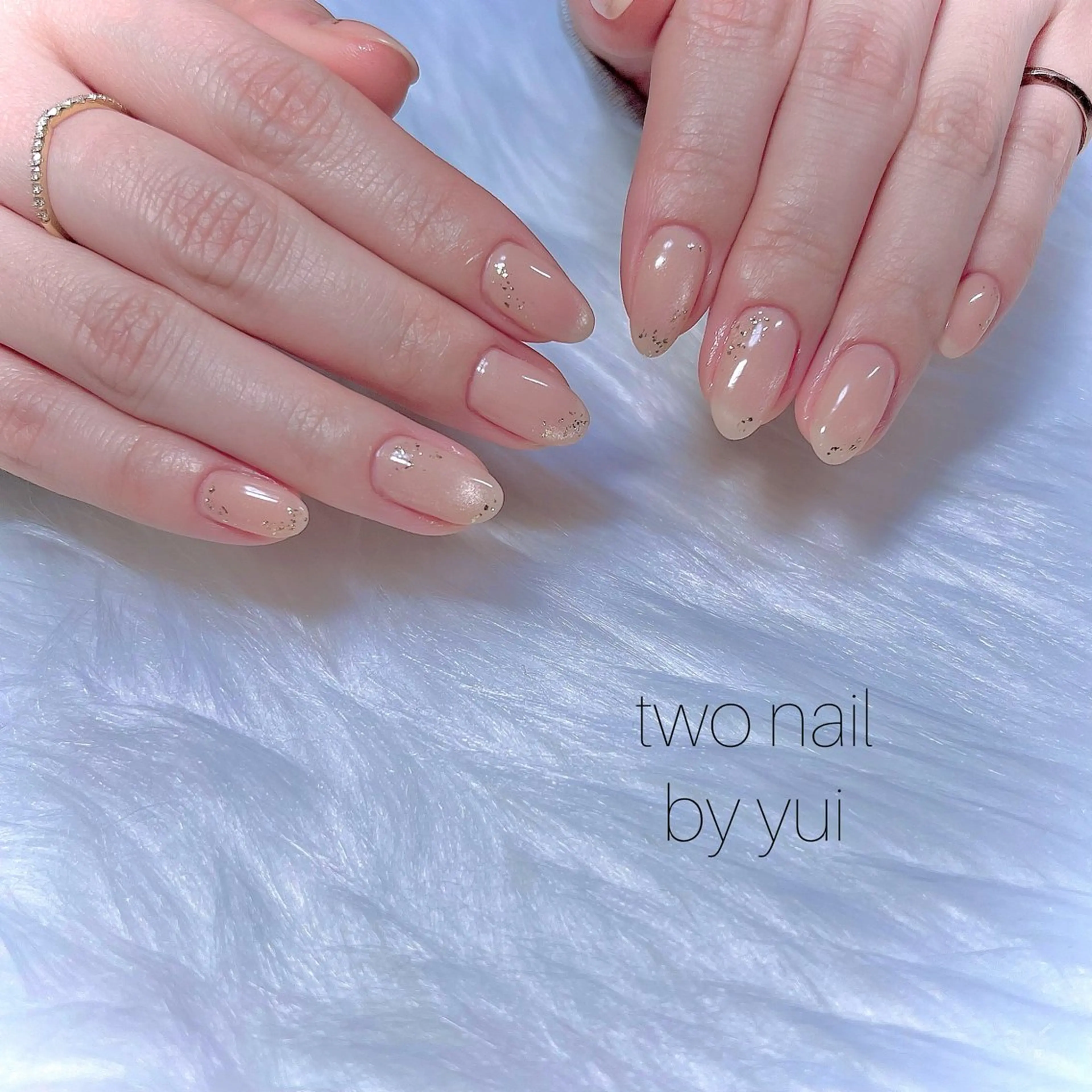 ネイル キラキラネイル マグネットネイル ネイルチップ ホワイト ハンドネイル two nailのネイルデザイン