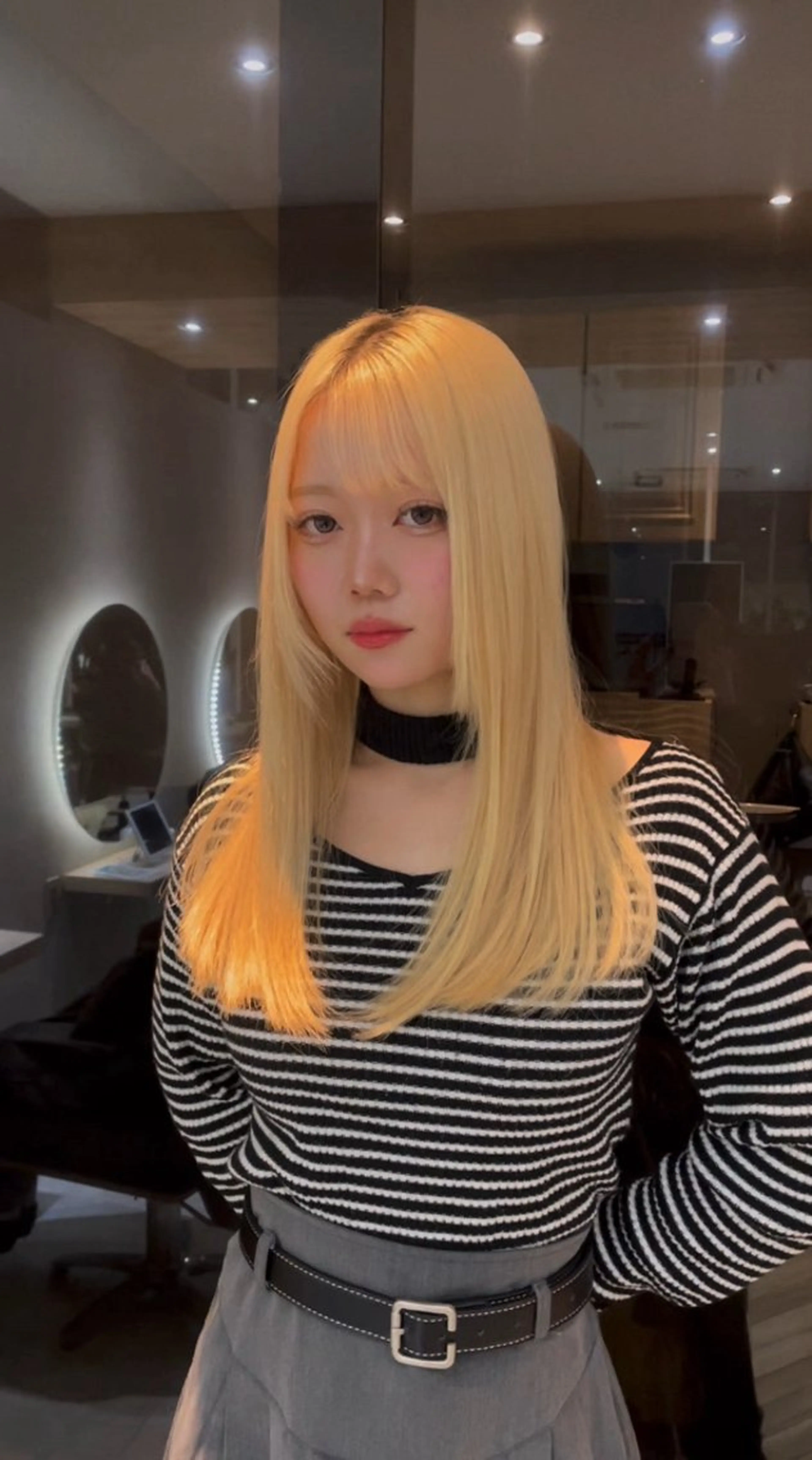 ロング アッシュ ボブ くびれヘア ハッシュカット 髪質改善 韓国ハッシュカット✨ レイヤーカット🍒のヘアスタイル