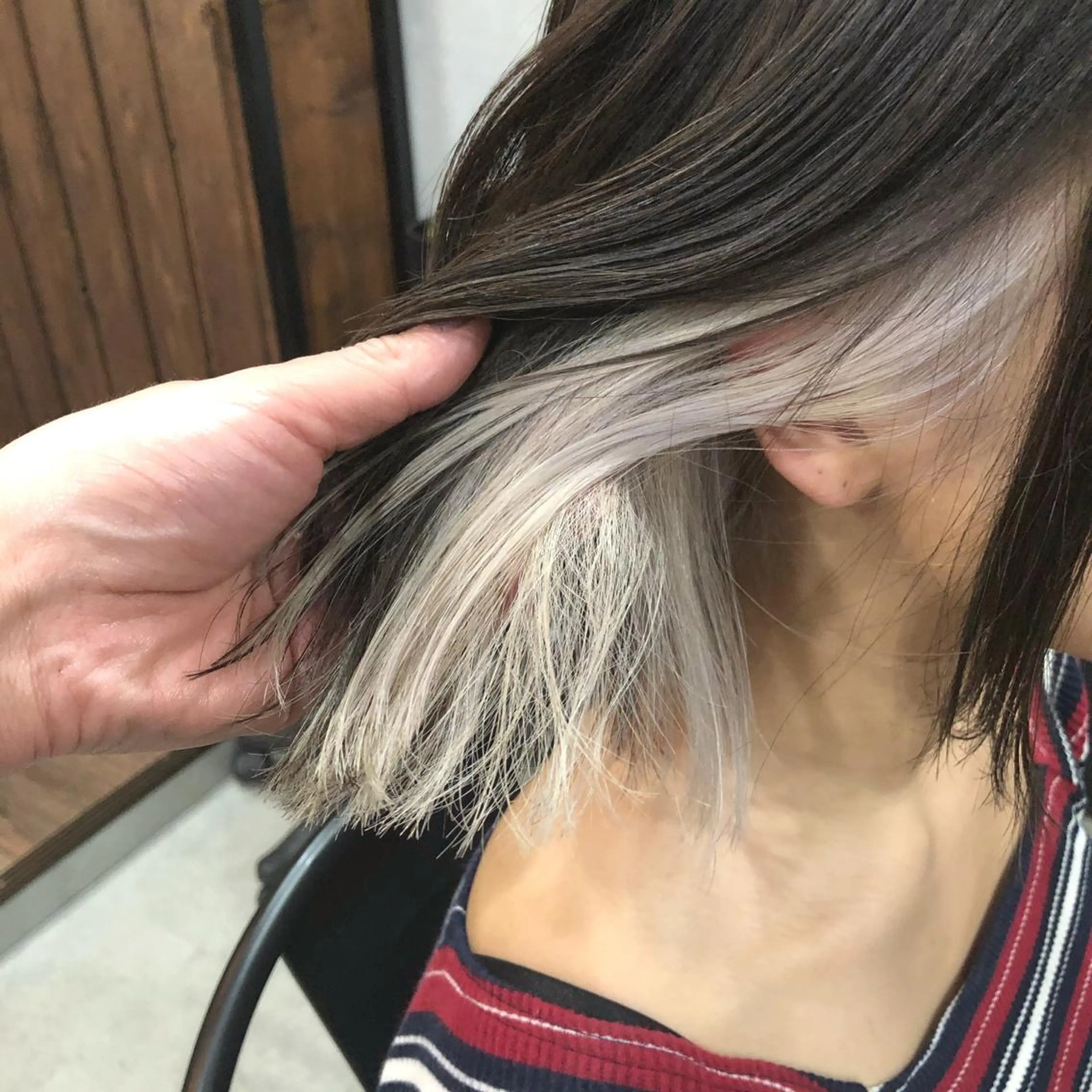 ミディアム カラー パーマ ヘアアレンジ メンズ キッズ ネイル マツエク・マツパ メンズブリーチ ブリーチ ホワイト カット ヘアカラー パーマ トリートメント 艶髪育成サロン 京橋　shinのヘアスタイル