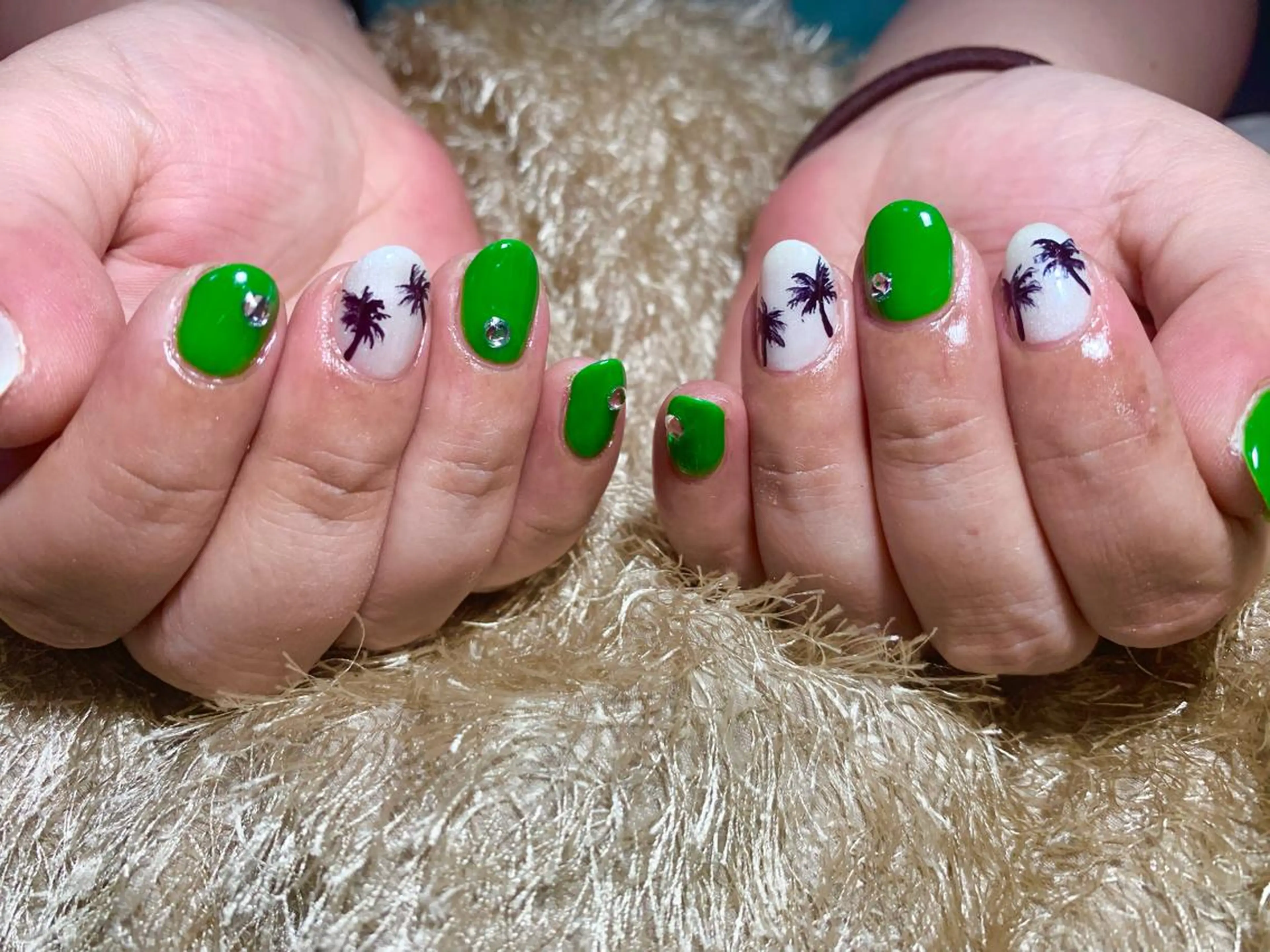 ネイル マルサンカクシカク所属・○△□ 守口市のネイルデザイン