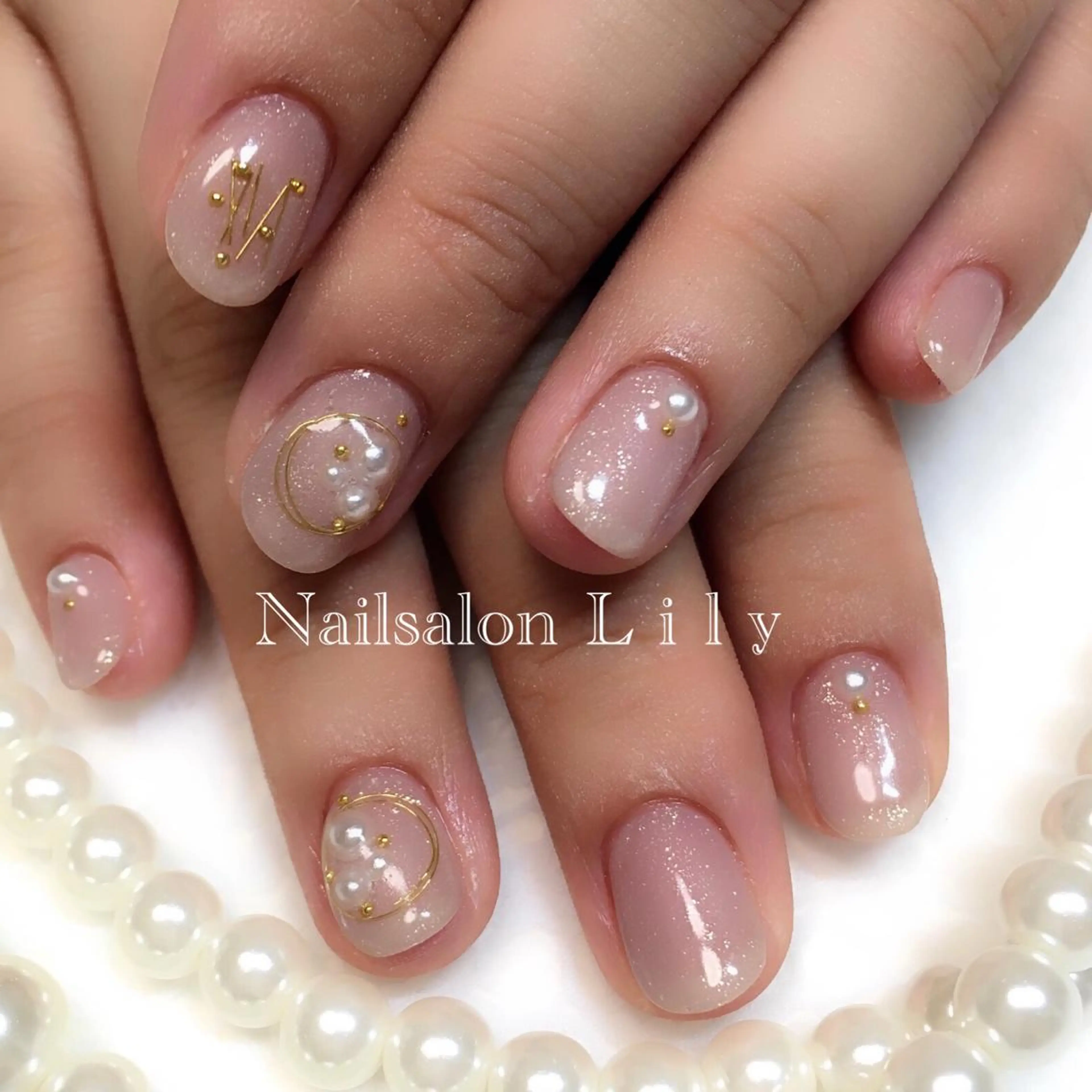 ネイル キラキラネイル Nailsalon Lilyのネイルデザイン