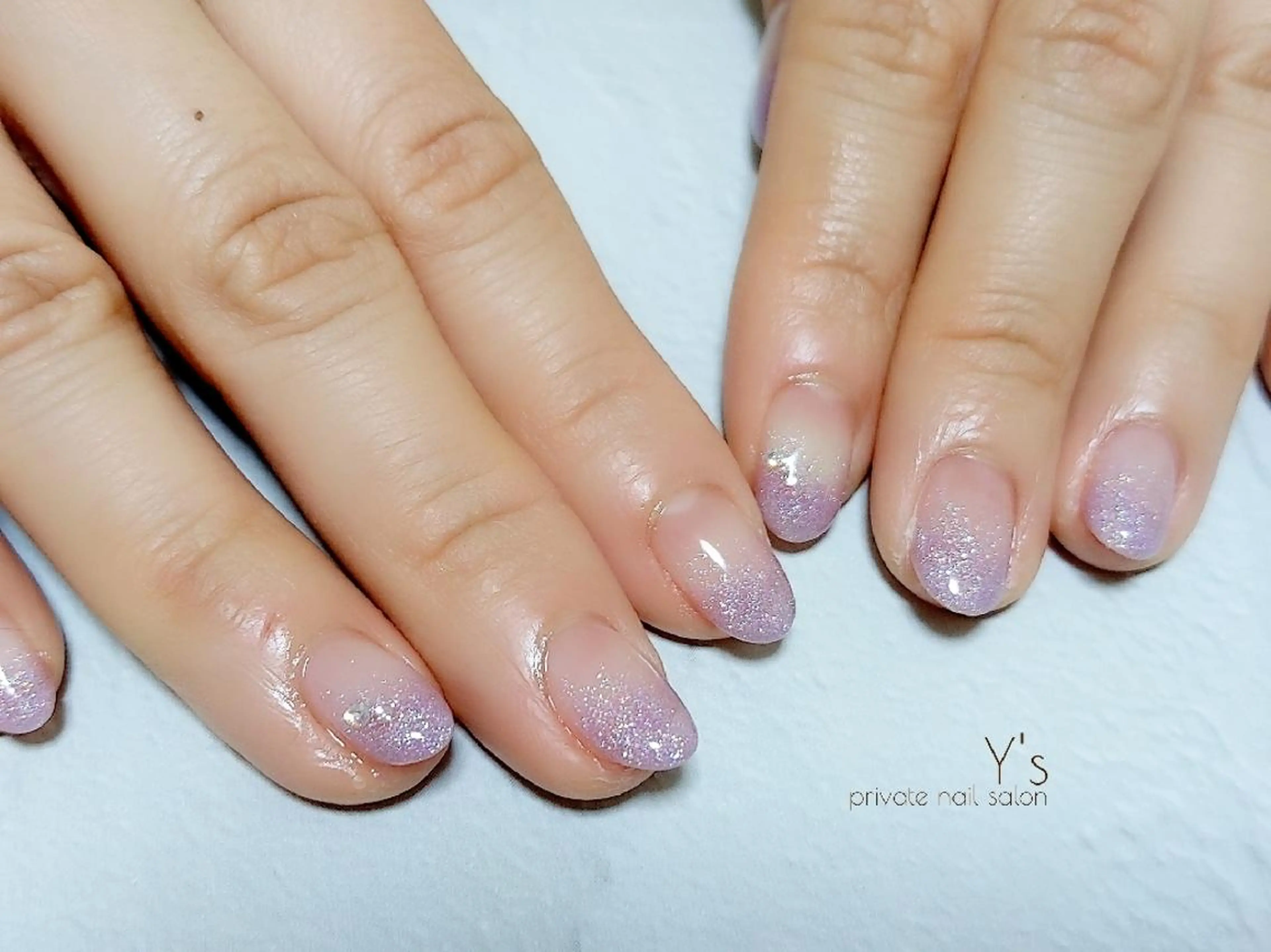 カラー ハンドネイル YUMI NAGAI  のネイルデザイン