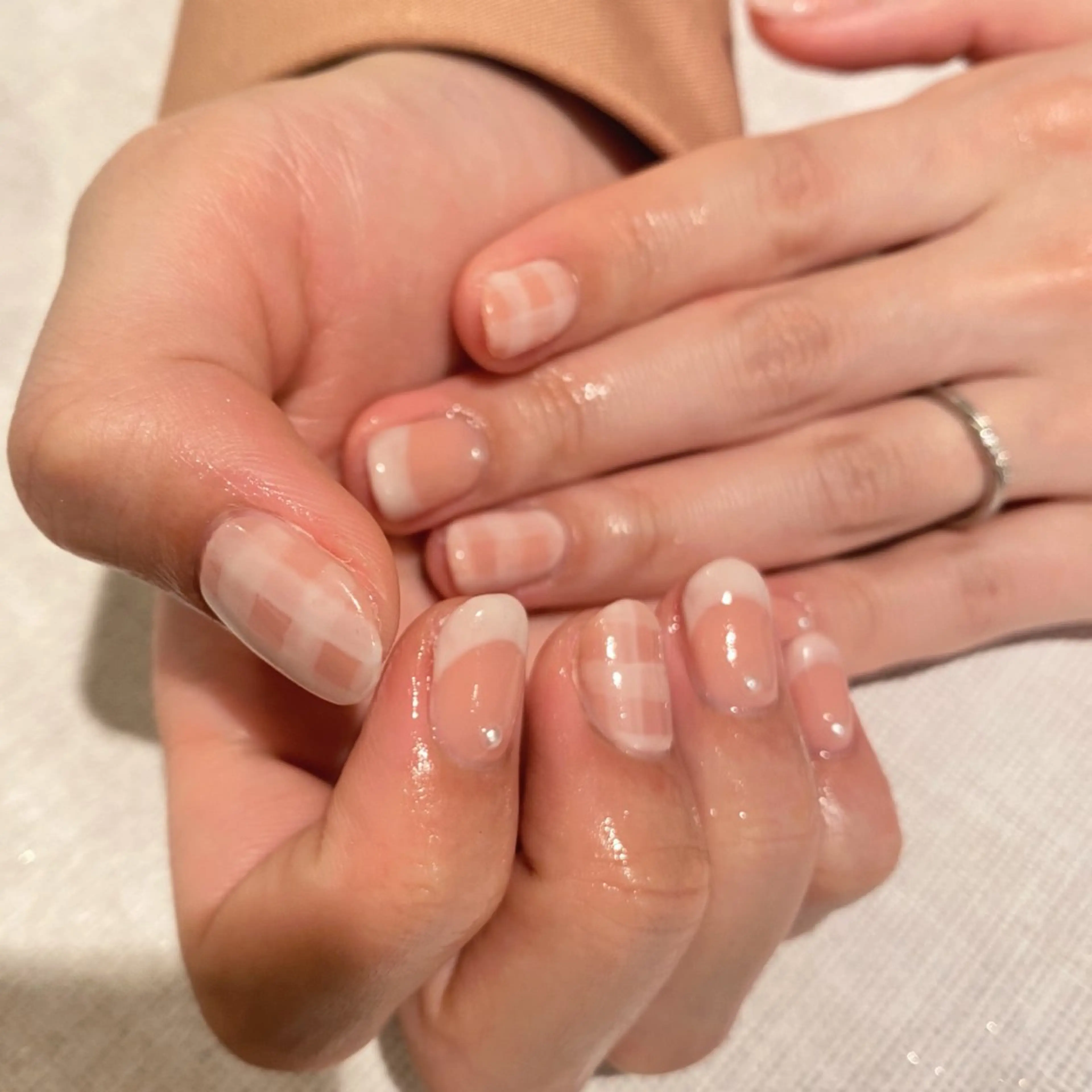 ネイル LITMUS HAIR SALON所属・末吉 結衣の眉毛・アイブロウイメージ