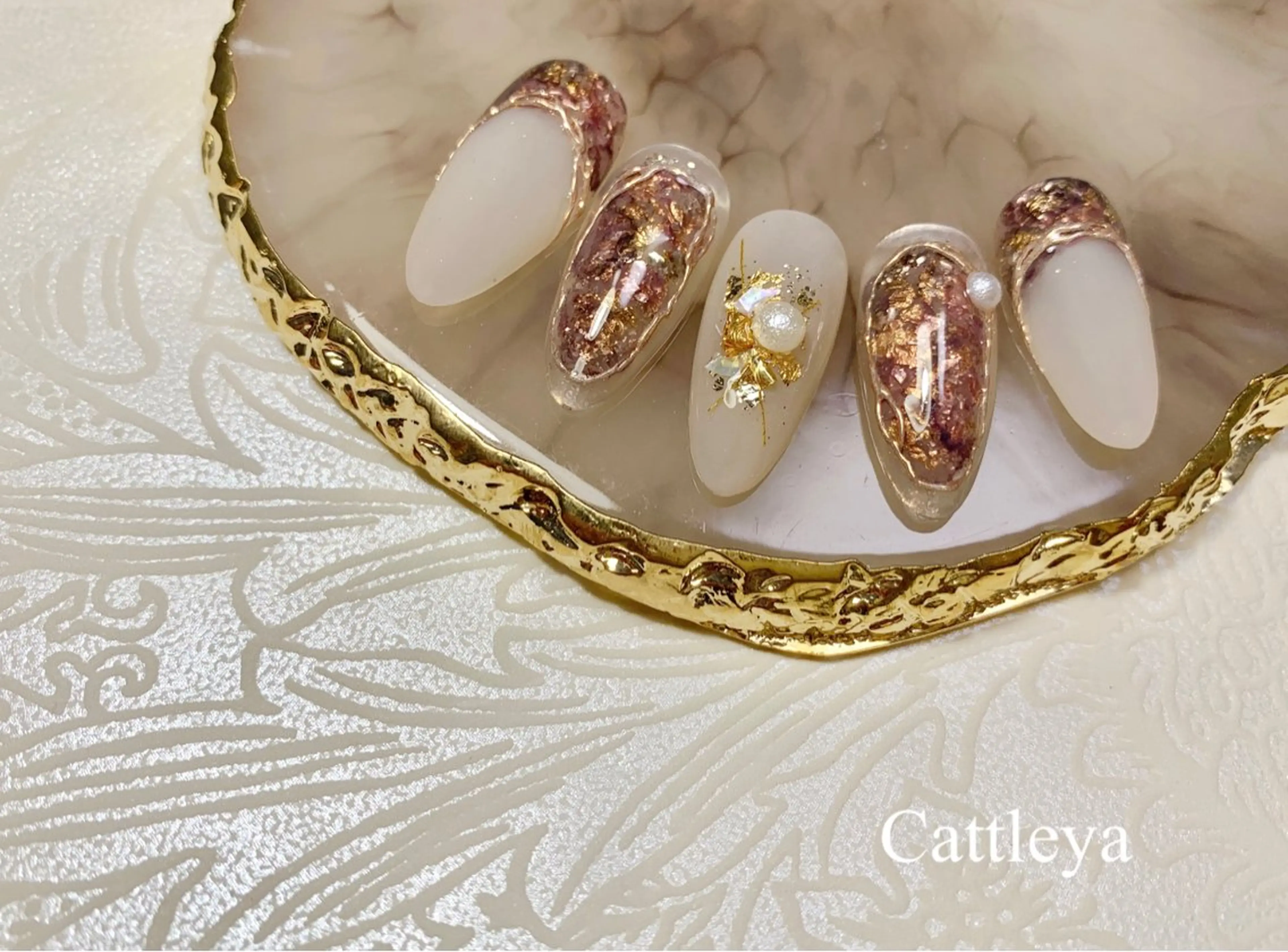ネイル ニュアンスネイル オフィスネイル ハンドネイル Cattleya カトレアのネイルデザイン