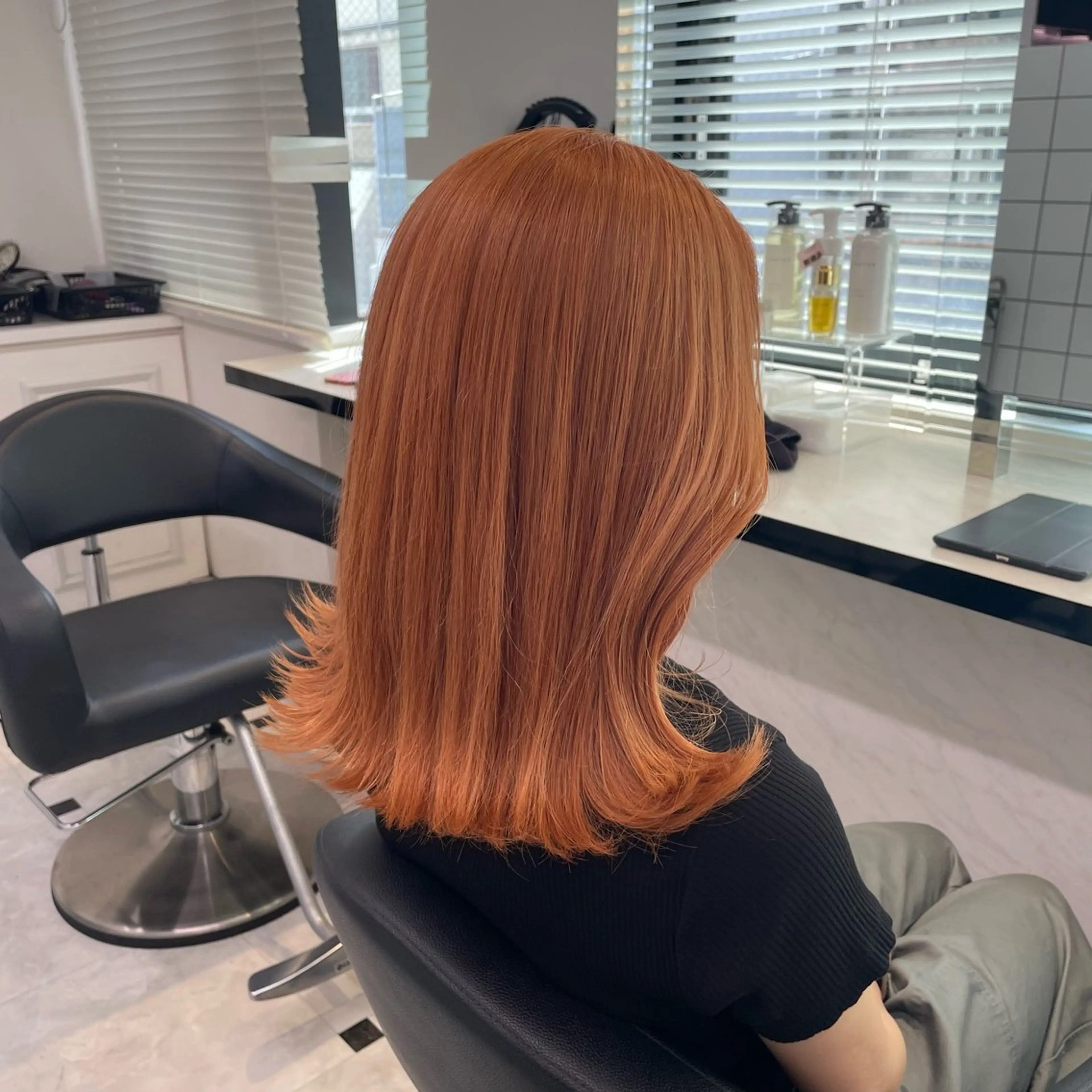 ロング カラー ヘアアレンジ ブリーチ オレンジ 髪質改善 トリートメント ヘアカラー ブリーチカラー🩰 ガーリー🩰とらのヘアスタイル