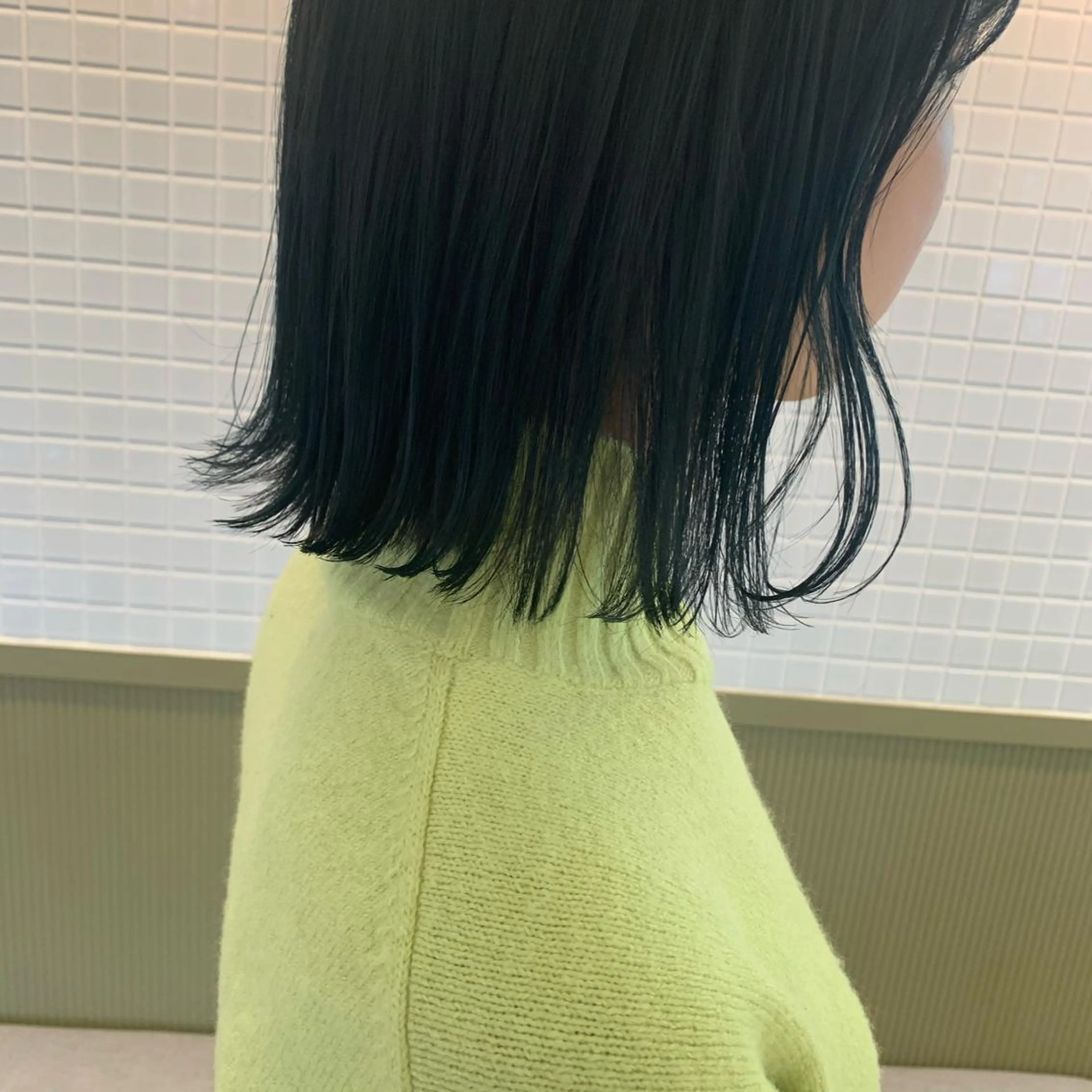 ミディアム カラー 切りっぱなしボブ ブルーカラー ネイビーカラー ボブ emme MIHO♡のヘアスタイル