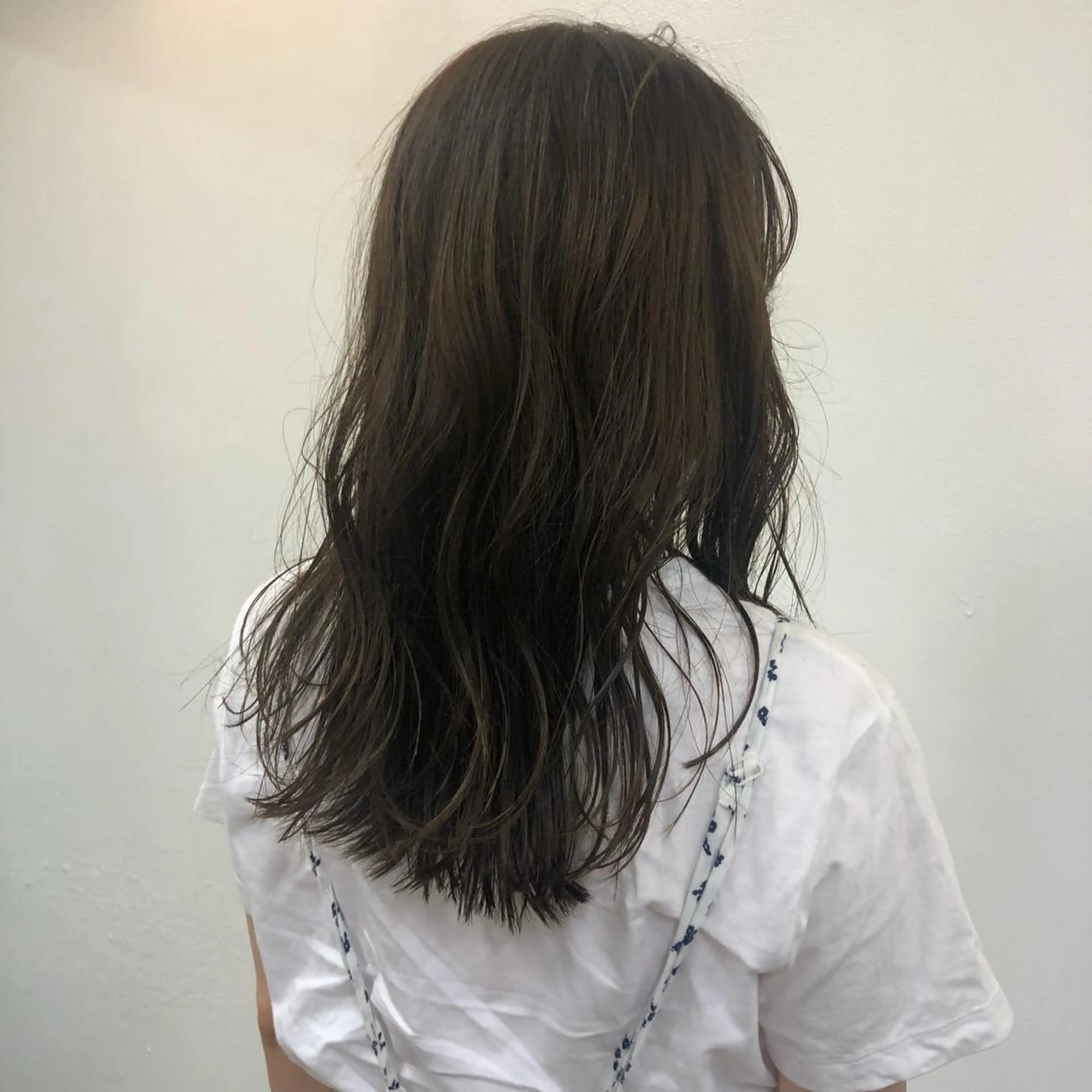ミディアム KOCHAB所属・KOCHAB 中村穂風のヘアスタイル