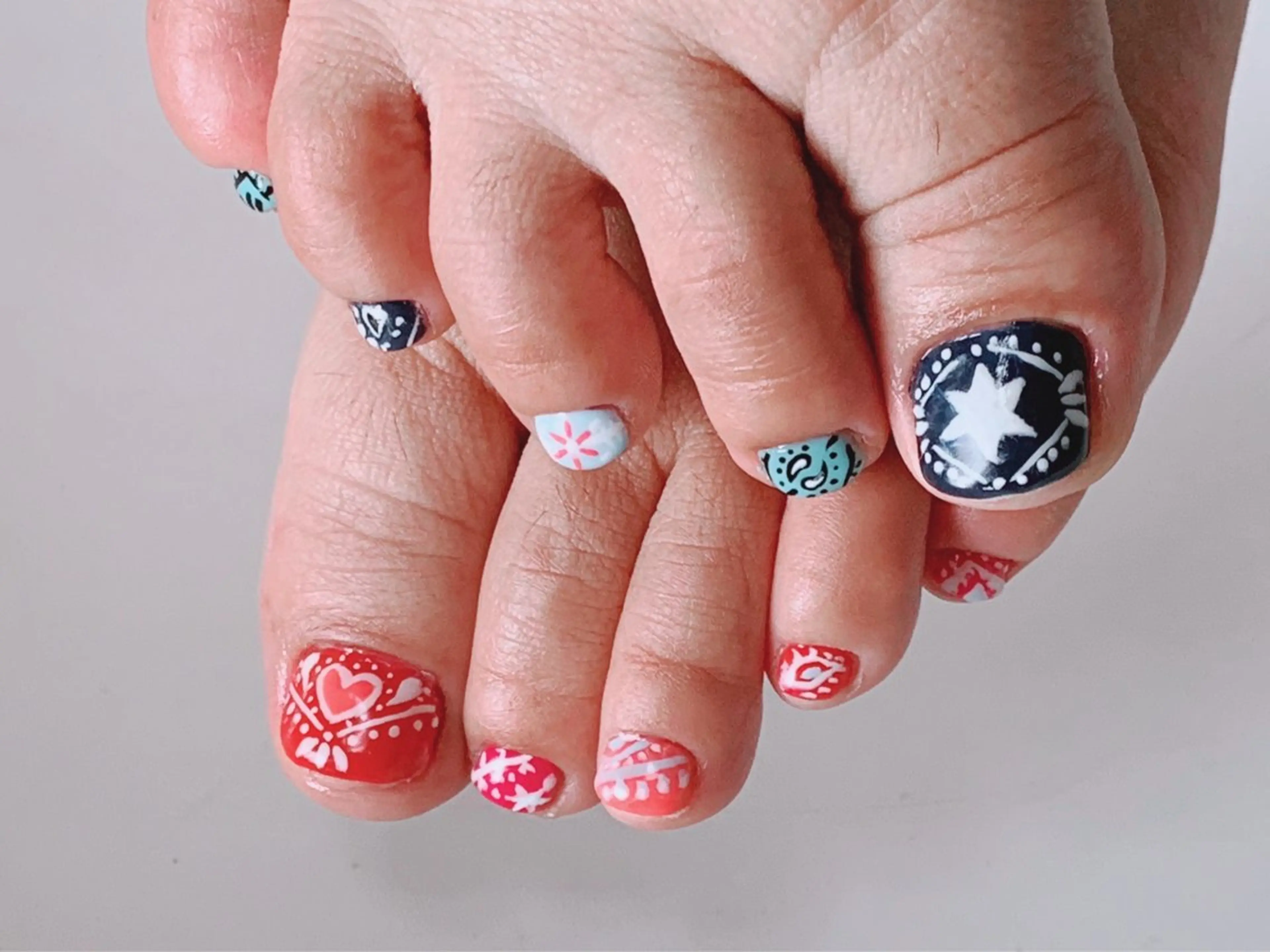 ネイル フットネイル ジェルネイル フットネイル Nail_Aroma KOKOのネイルデザイン