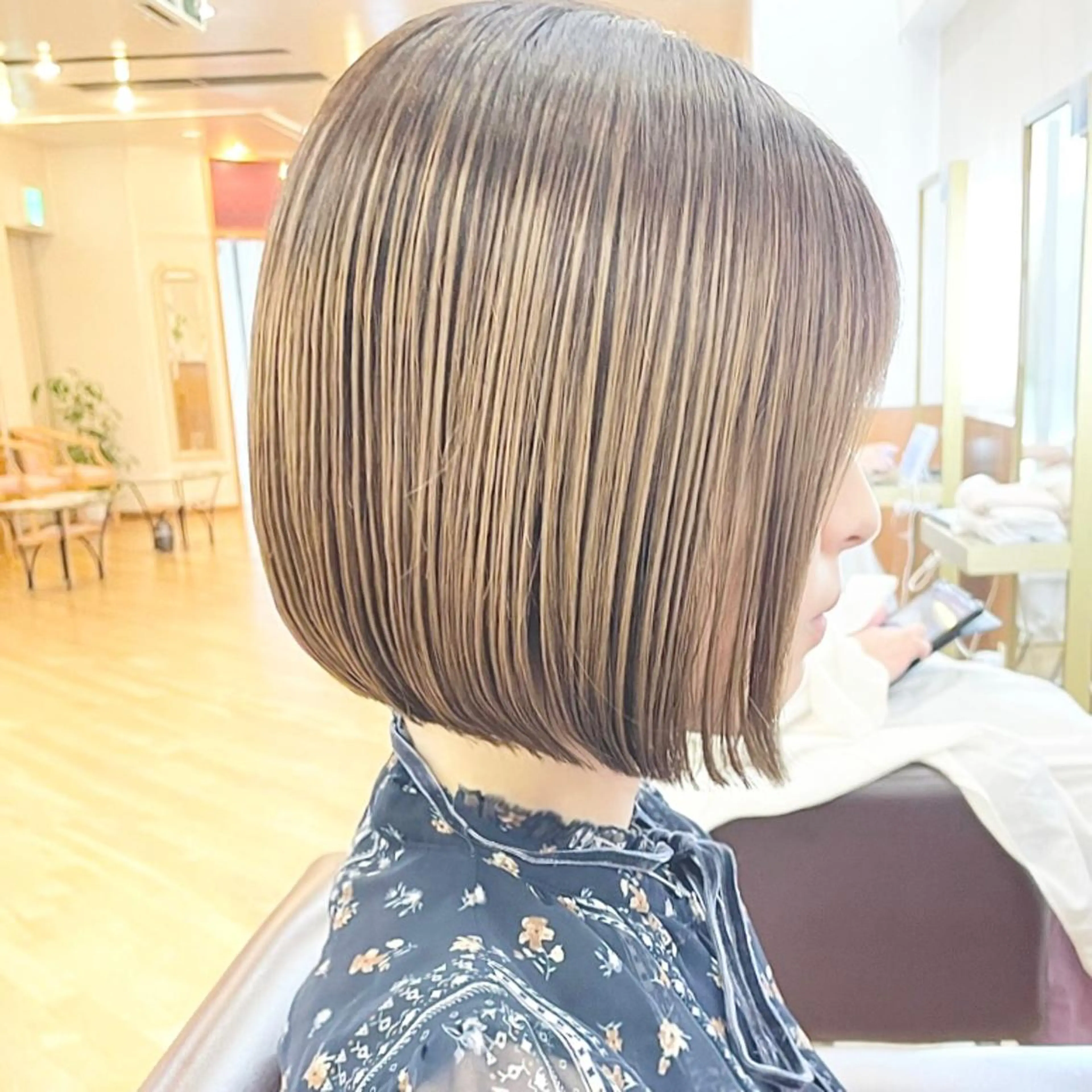 セミロング カラー ヘアアレンジ キッズ ベージュカラー ブリーチ グレージュ ボブ 髪質改善 さわ きょうすけ/ ボブ髪質改善ショートのヘアスタイル