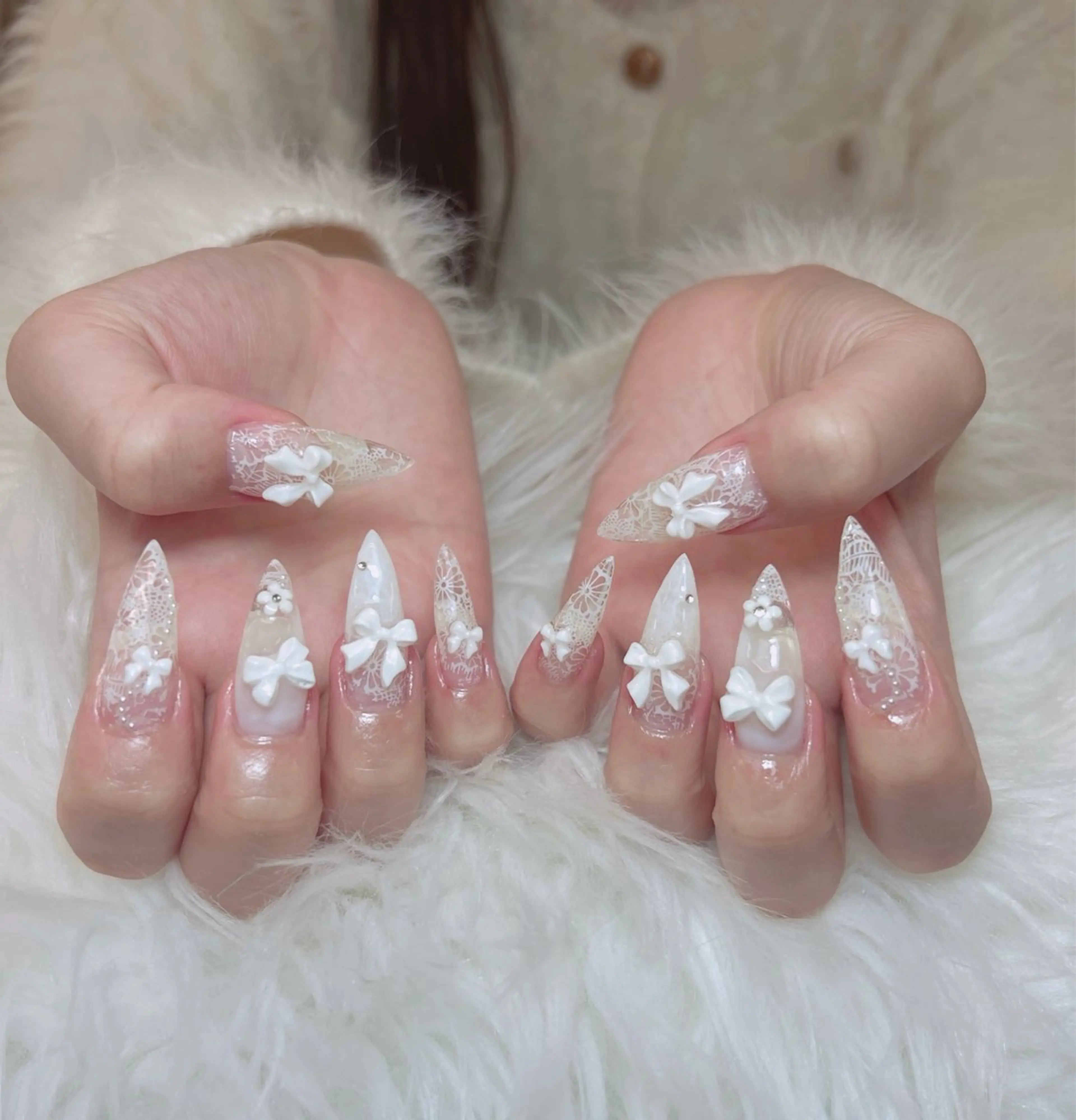 ネイル アートネイル オーロラネイル チークネイル 長さ出し フットネイル ハンドネイル フットネイル ハンドケア Noiranail_ studioのネイルデザイン