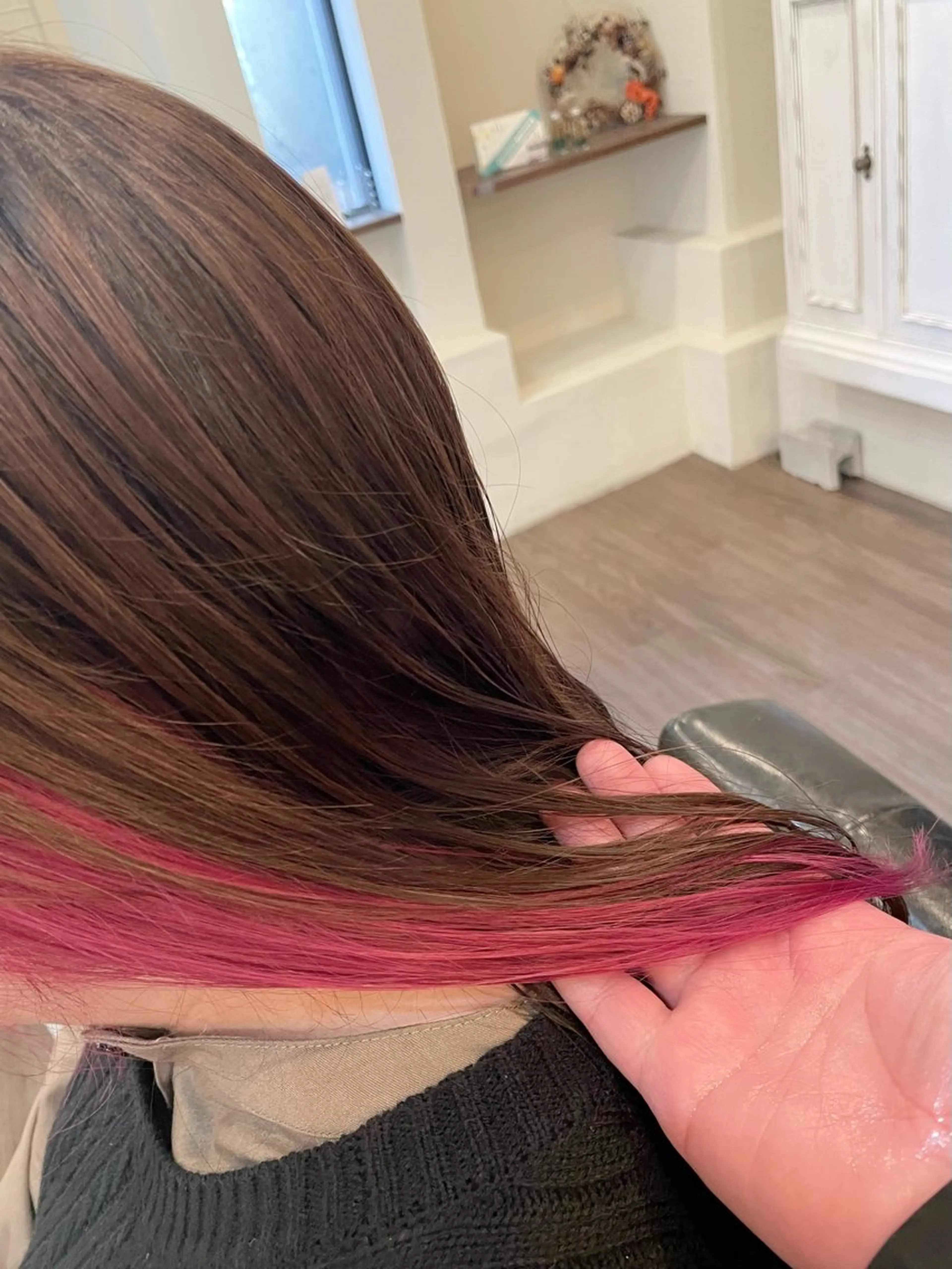 カラー ブリーチ インナーカラー ヘアカラー Hair make VERDA所属・富永 憲一郎のヘアスタイル