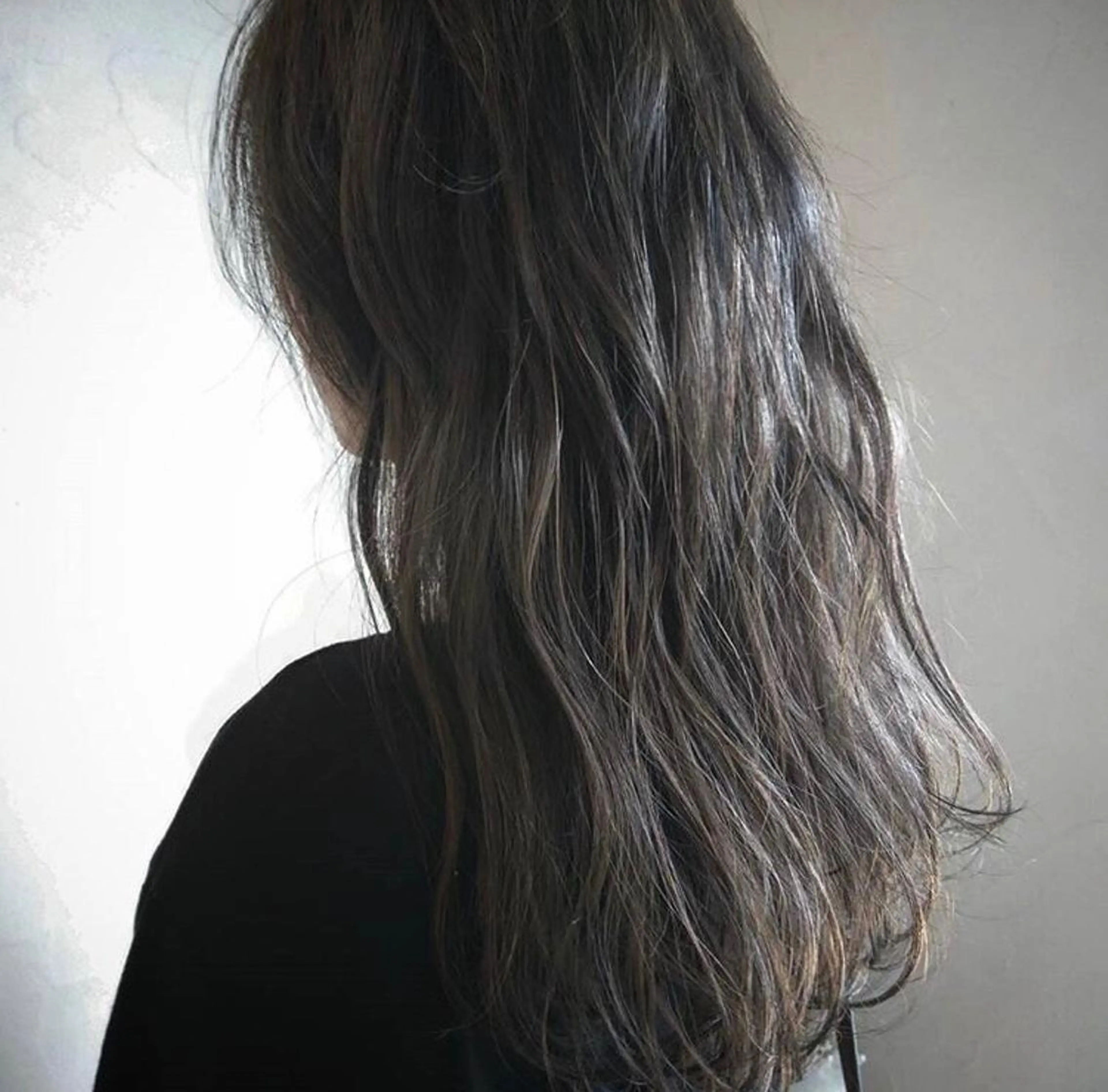 ミディアム カラー ヘアアレンジ アディクシーカラー アッシュ アッシュグレー ヘアカラー トリートメント 海外ヘア/ 長谷川　裕起のヘアスタイル