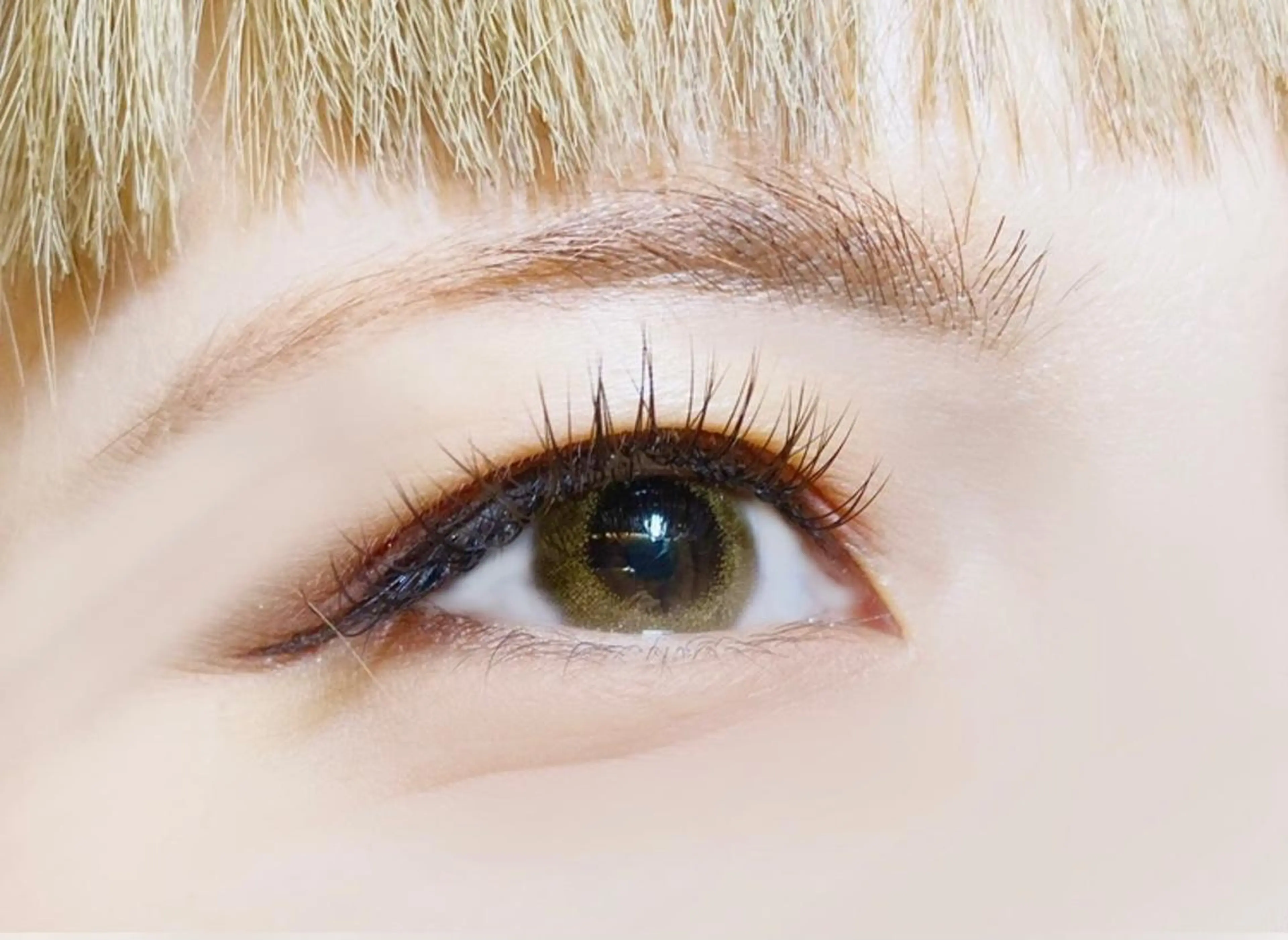 マツエク・マツパ カラーマツエク 𓊆ᶠᵉᵉʸ𓊇 ᶜᴴᴵᴴᴬᴿᵁのマツエク・マツパデザイン