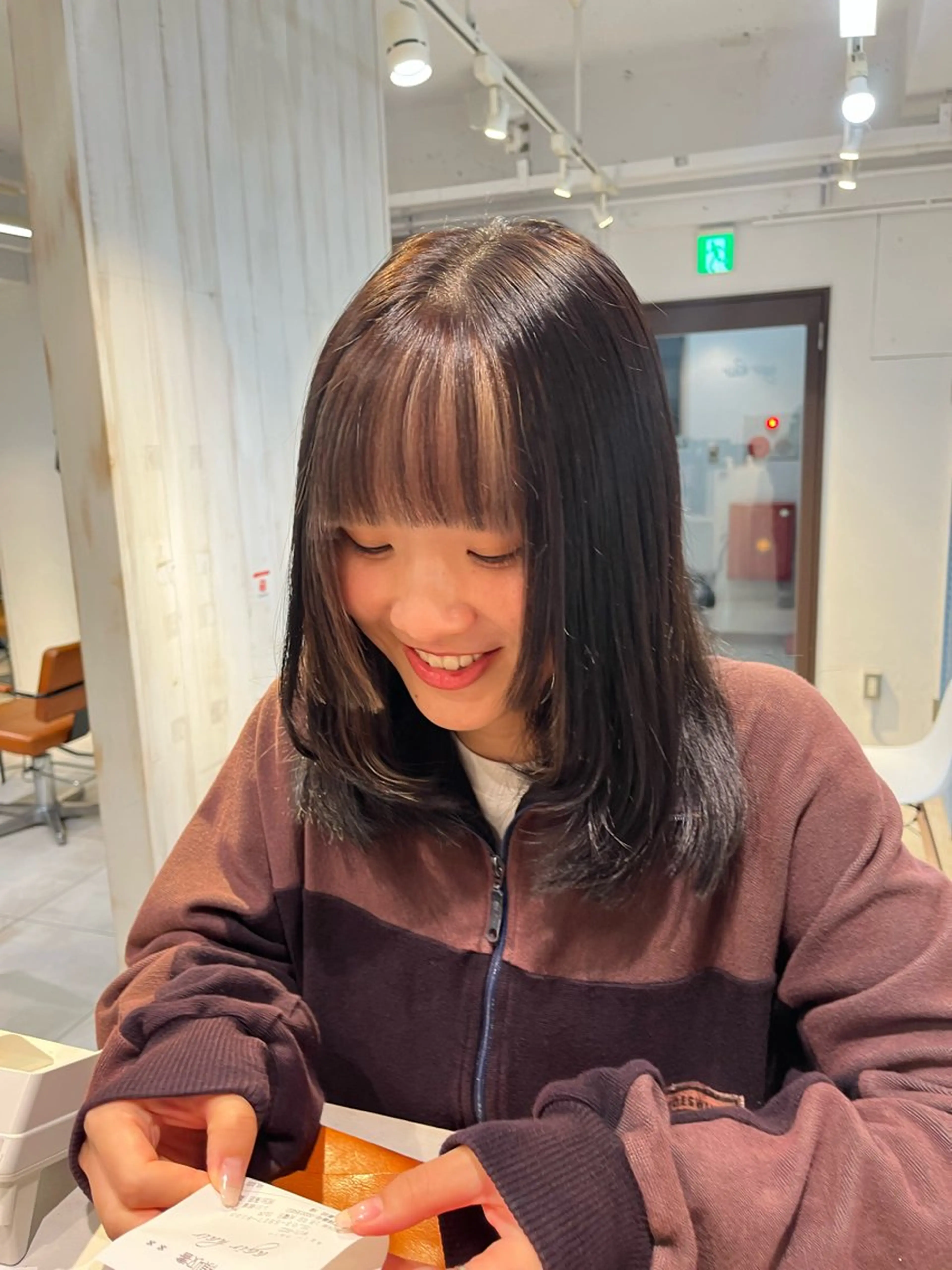 セミロング カラー ❤️ブリーチ暖色カ ラー❤️NAOのヘアスタイル