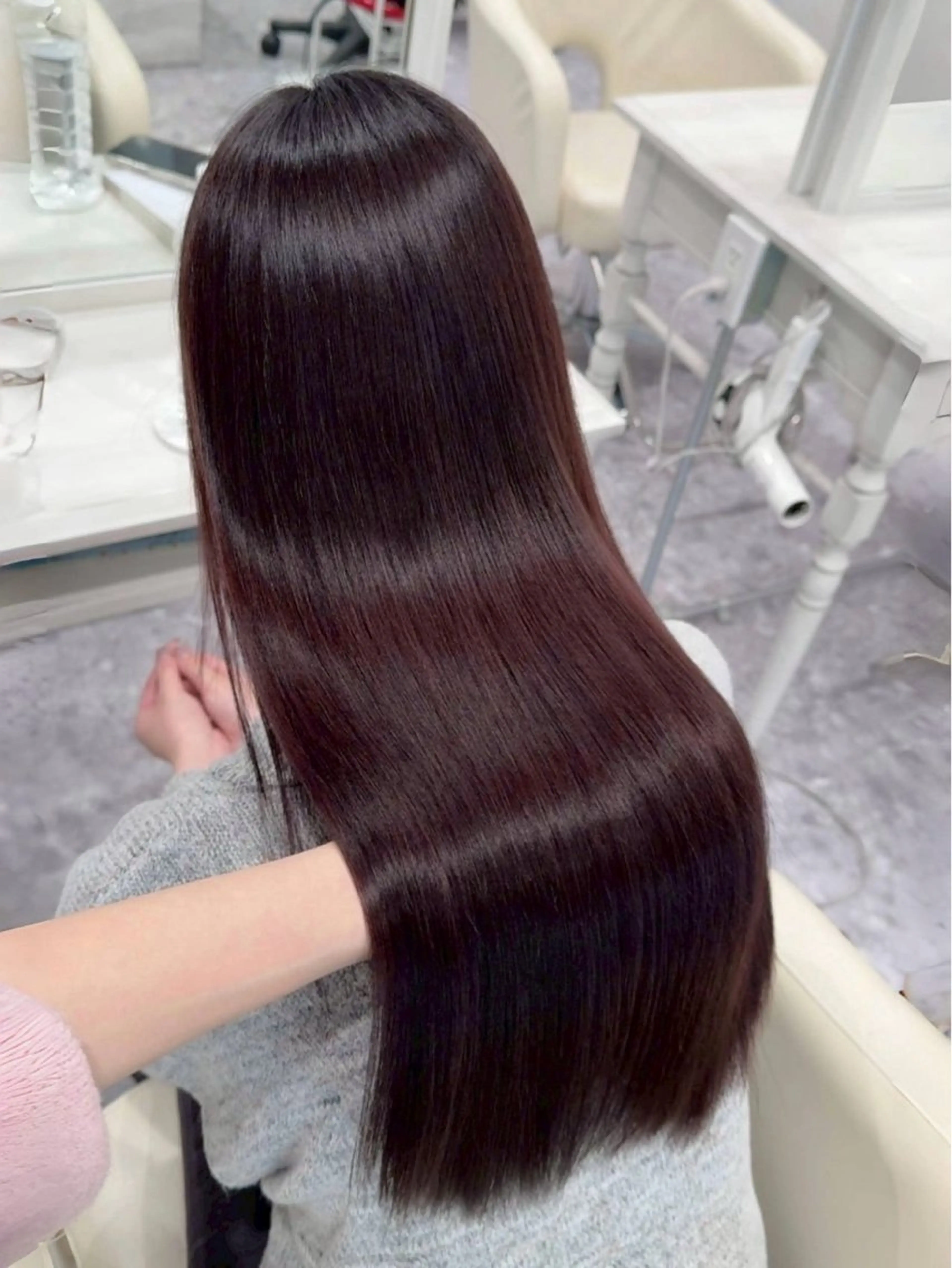 〈モデル様限定🩶9/4〉ワンカラー+整えカット+髪質改善トリートメント✨の写真