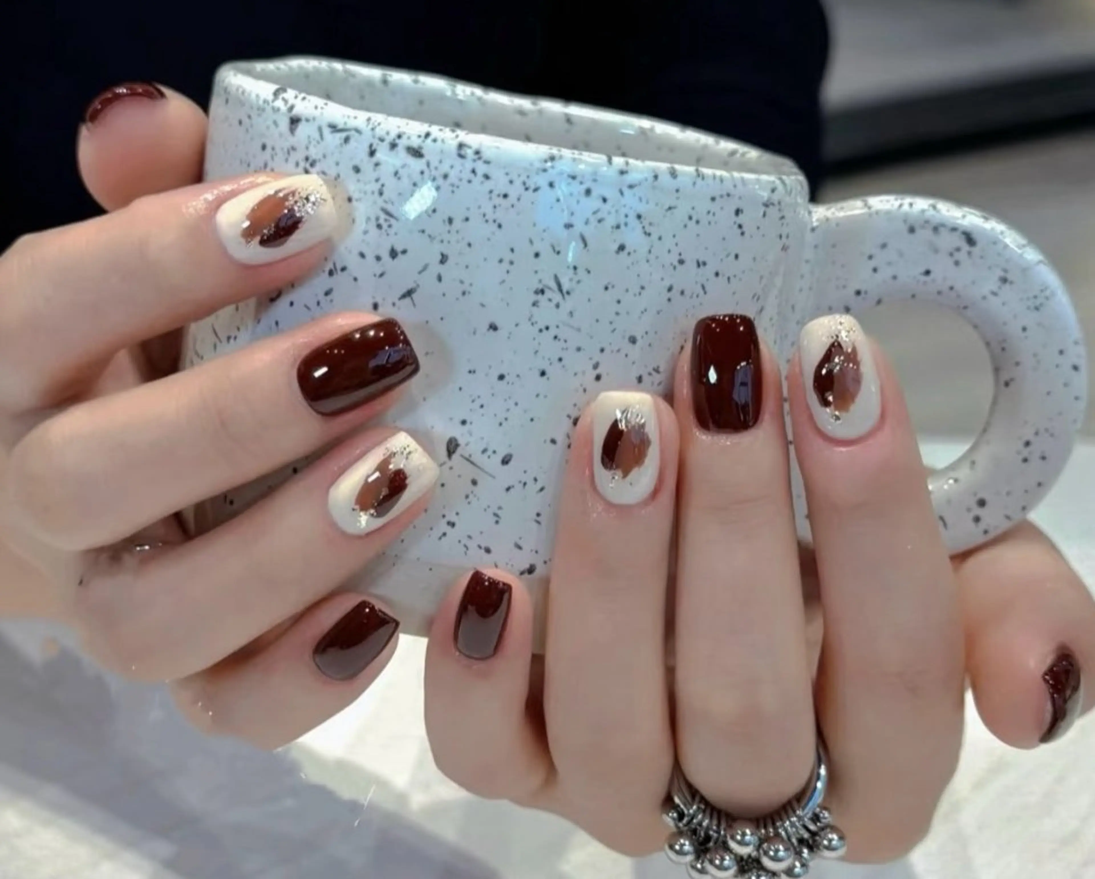 ネイル 高木 維麗絲のネイルデザイン