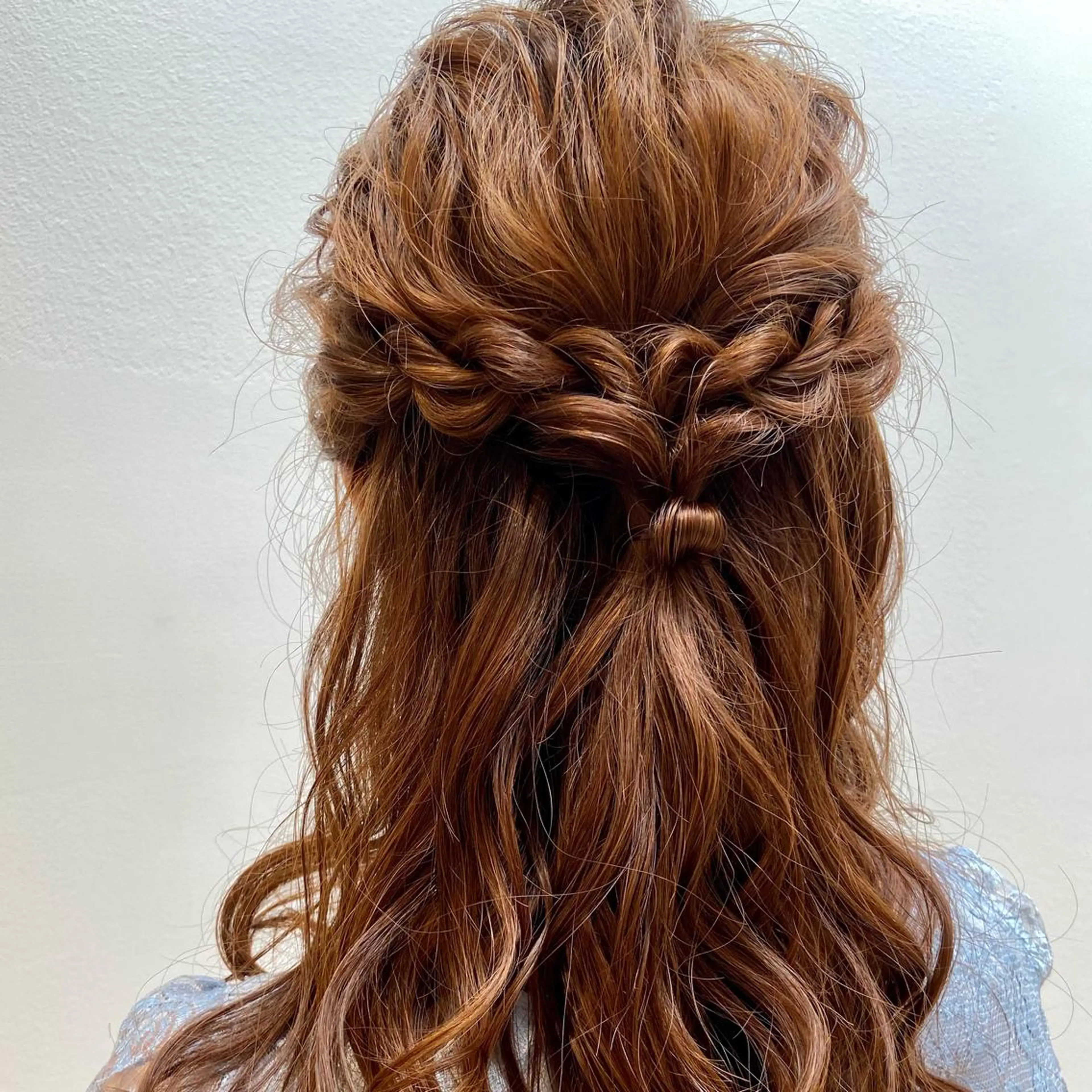 ショート loca by tree所属・うる艶暖色カラー HARUNAのヘアスタイル