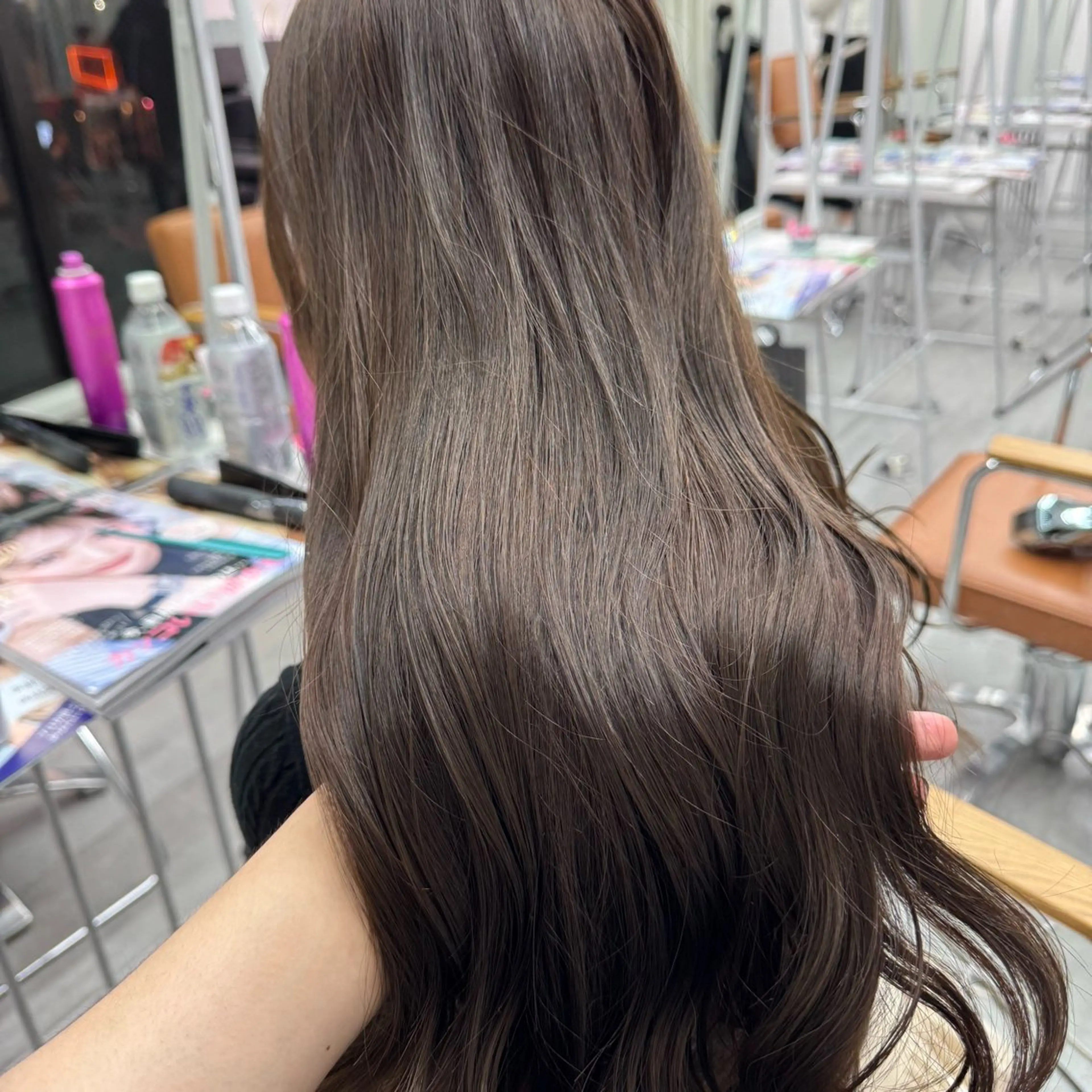 ロング カラー ヘアアレンジ ヘアカラー ブリーチなしカラー /ベージュ/安形翔のヘアスタイル