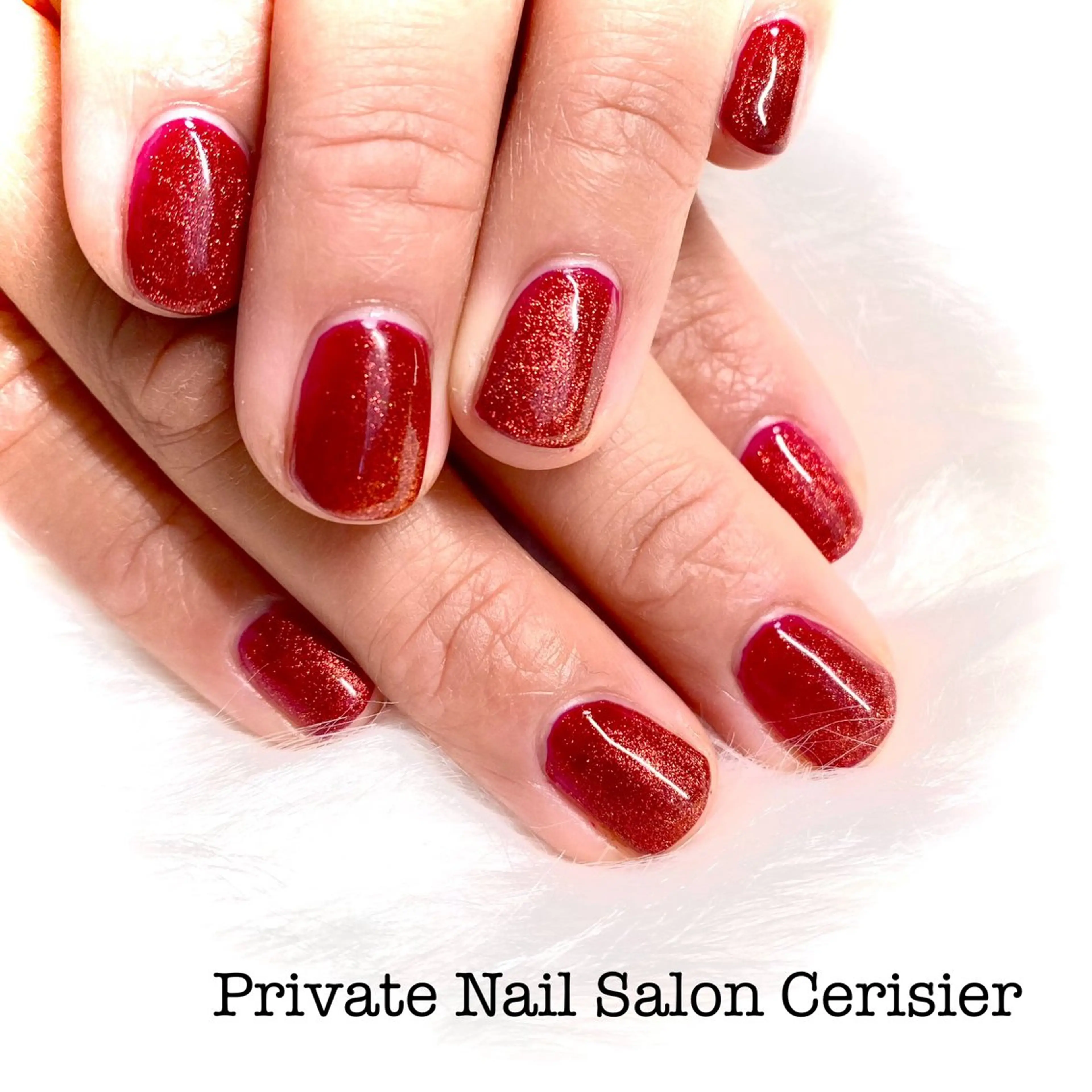 ネイル マグネットネイル 赤色 Honda Kaoriのネイルデザイン