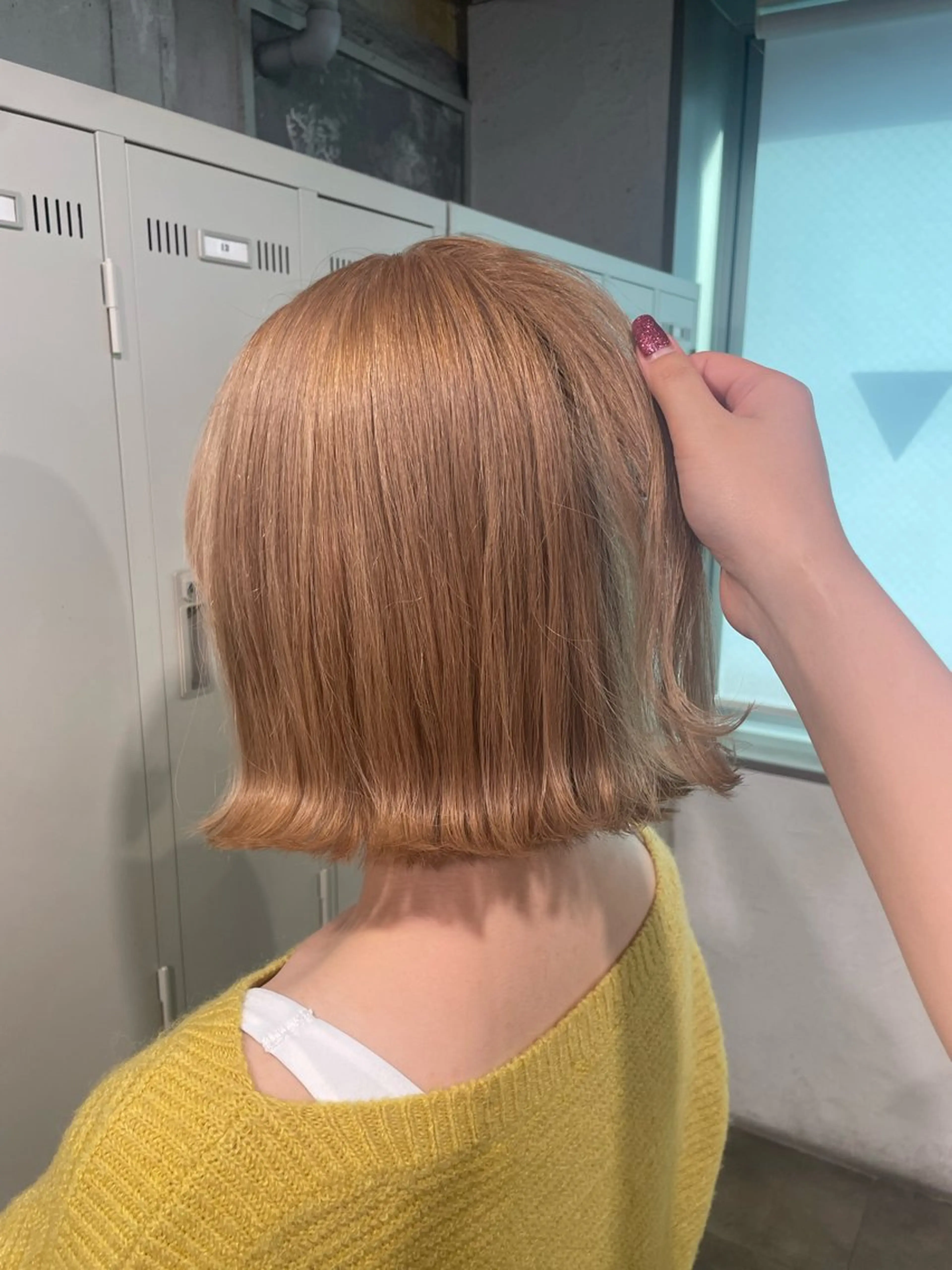 ミディアム カラー ヘアカラー ハイトーンブロンド 横浜💞ミオのヘアスタイル