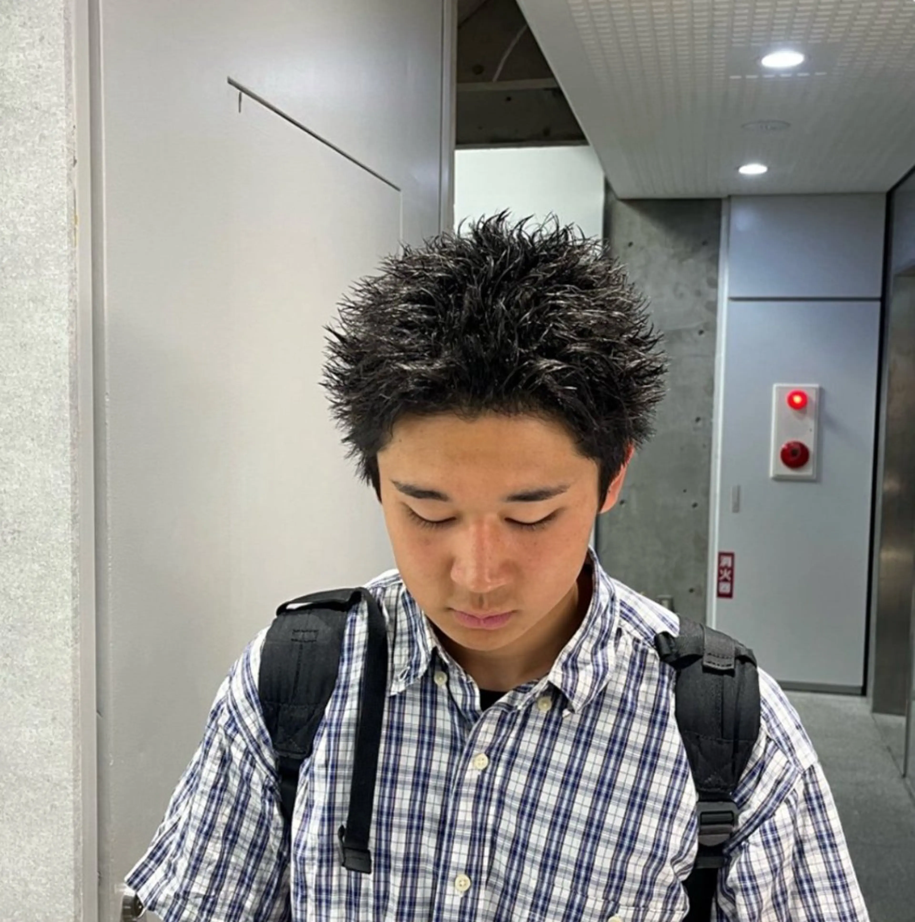 ショート カラー パーマ メンズ カット パーマ 🔥スパイキー 特化🔥菊水皐暉🔥のヘアスタイル