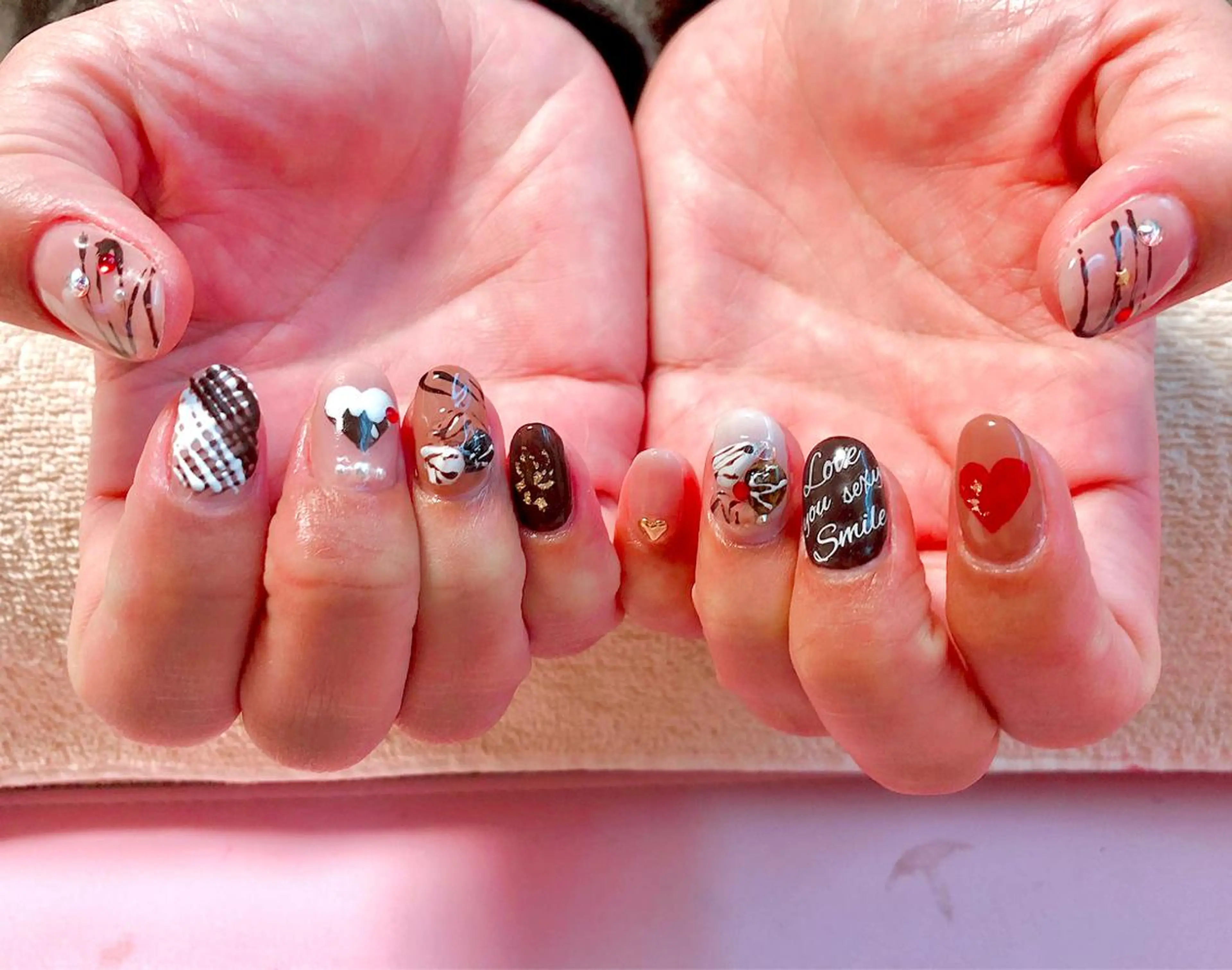 ネイル バレンタイン VIST☆ ｍａｍｉのネイルデザイン