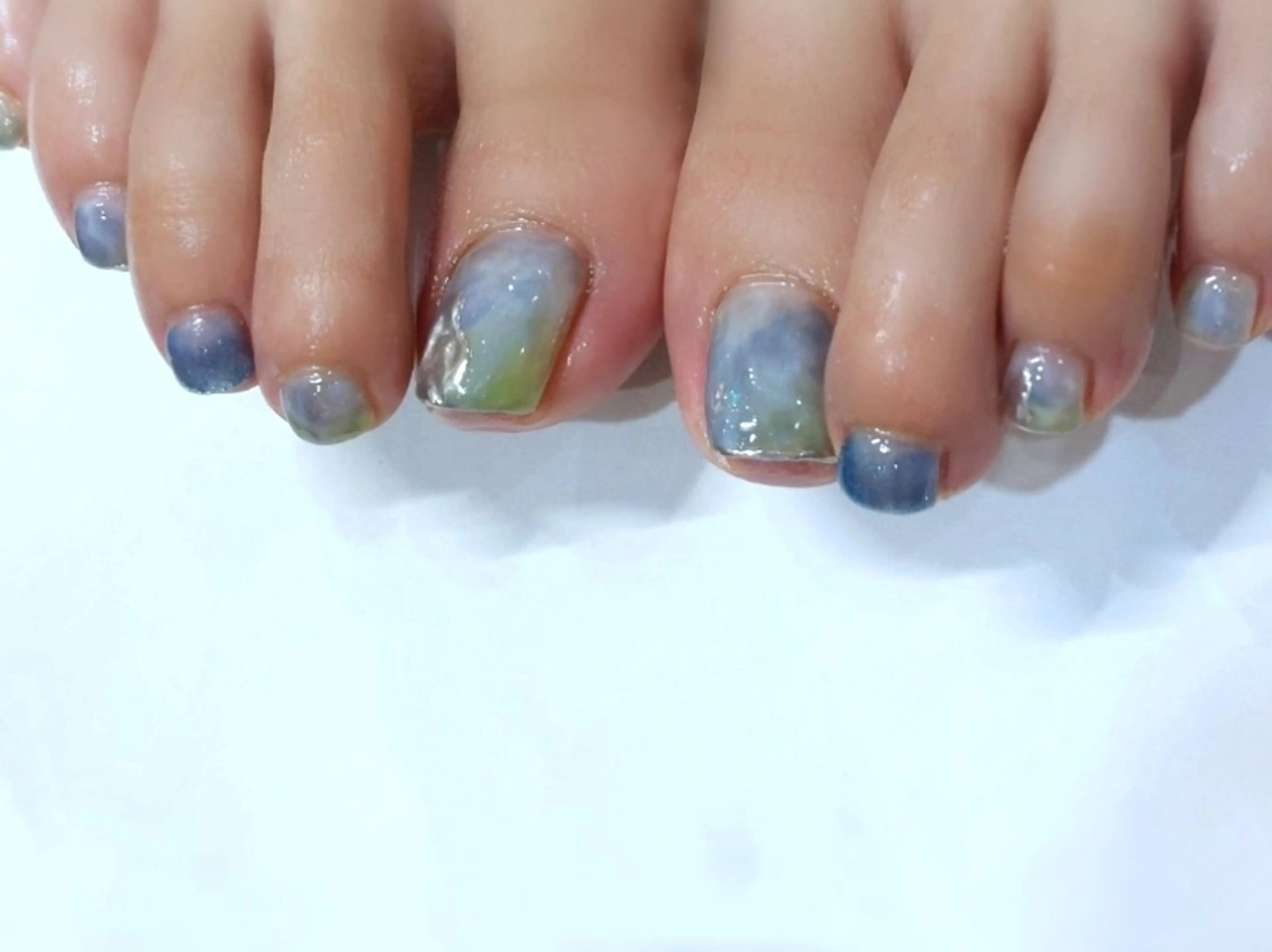 ネイル ニュアンスネイル フットネイル 戸田 トダのネイルデザイン