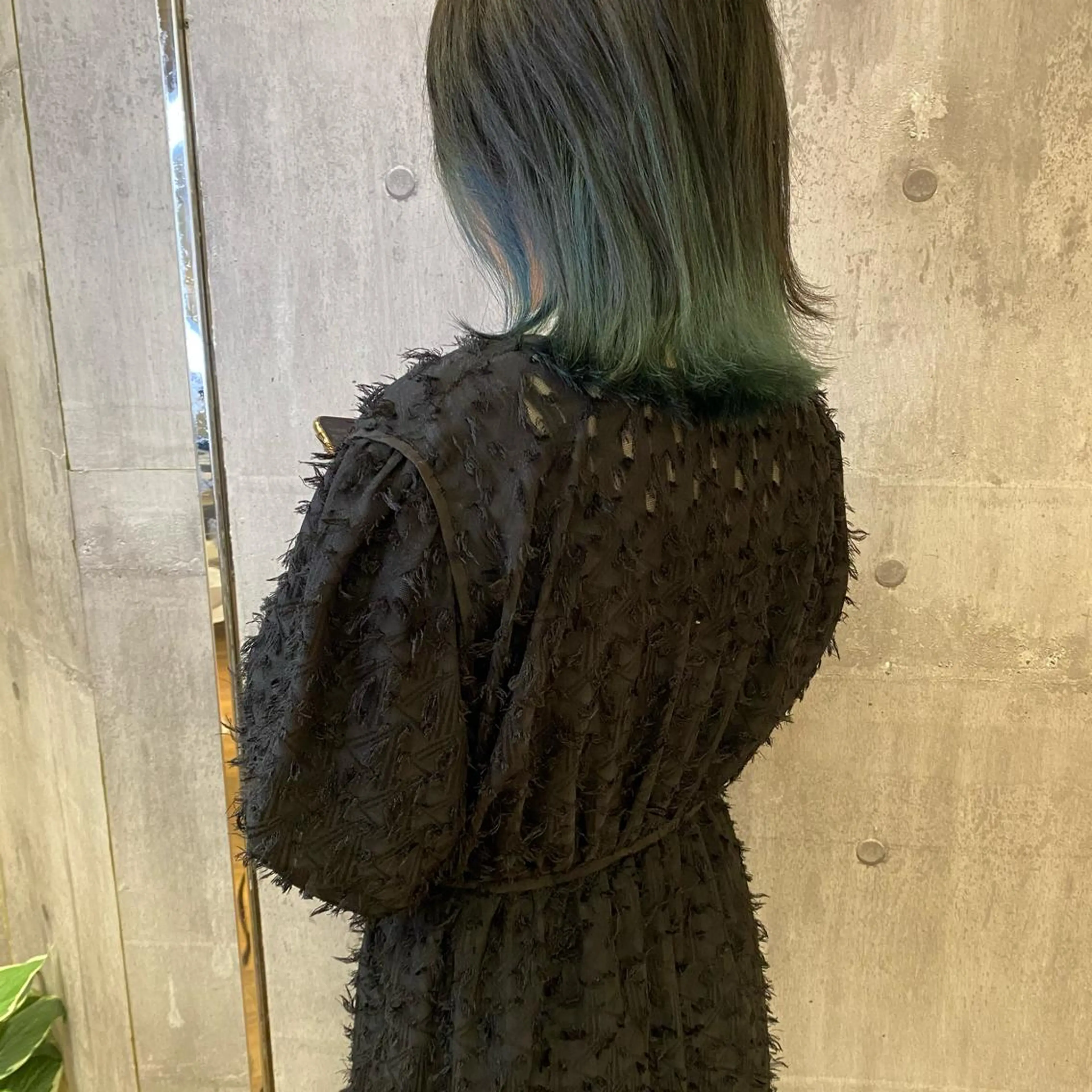 カラー ブルーカラー カット ヘアカラー トリートメント 髪質改善ｶﾗｰ ｹｱﾌﾞﾘｰﾁ/ﾀﾑのヘアスタイル