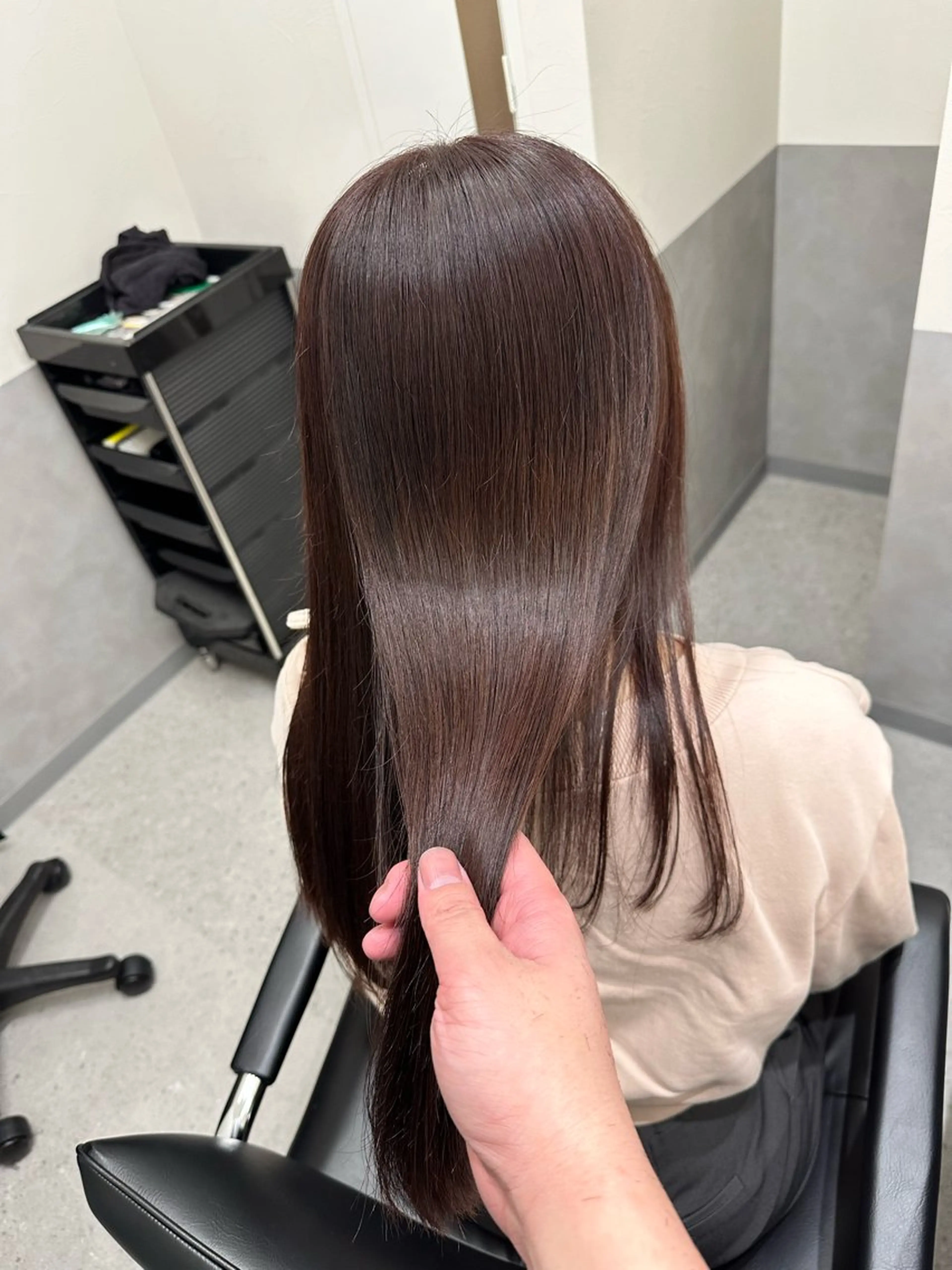 セミロング カラー ヘアアレンジ ヘアカラー トリートメント EMANON池袋3rd所属・ナチュラル艶髪 なおき｜池袋美容師のヘアスタイル