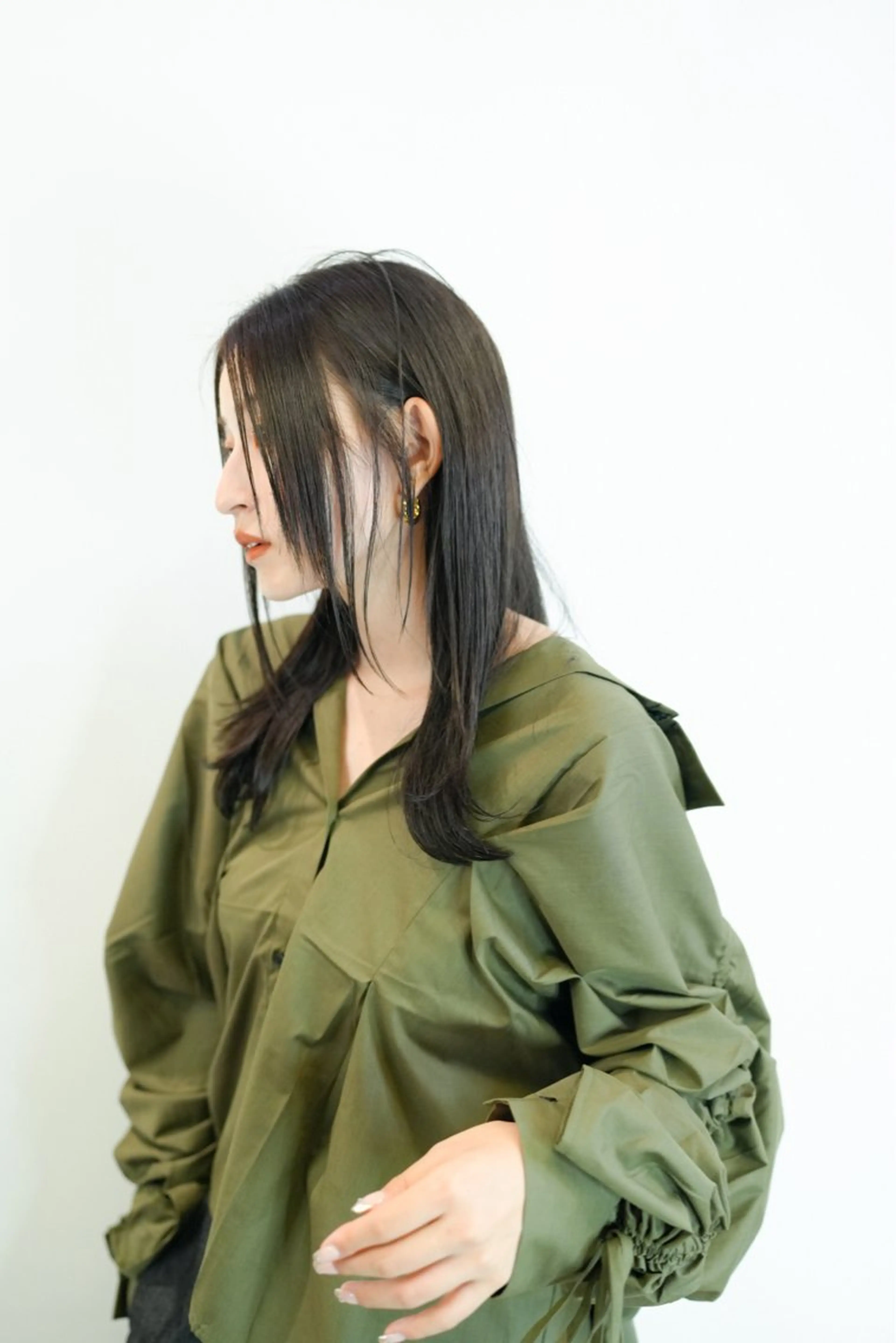 セミロング カラー アディクシーカラー バレイヤージュ ブリーチ デザインカラー ダブルカラー カット ヘアカラー トリートメント レイヤーカット nude ヘア大和のヘアスタイル