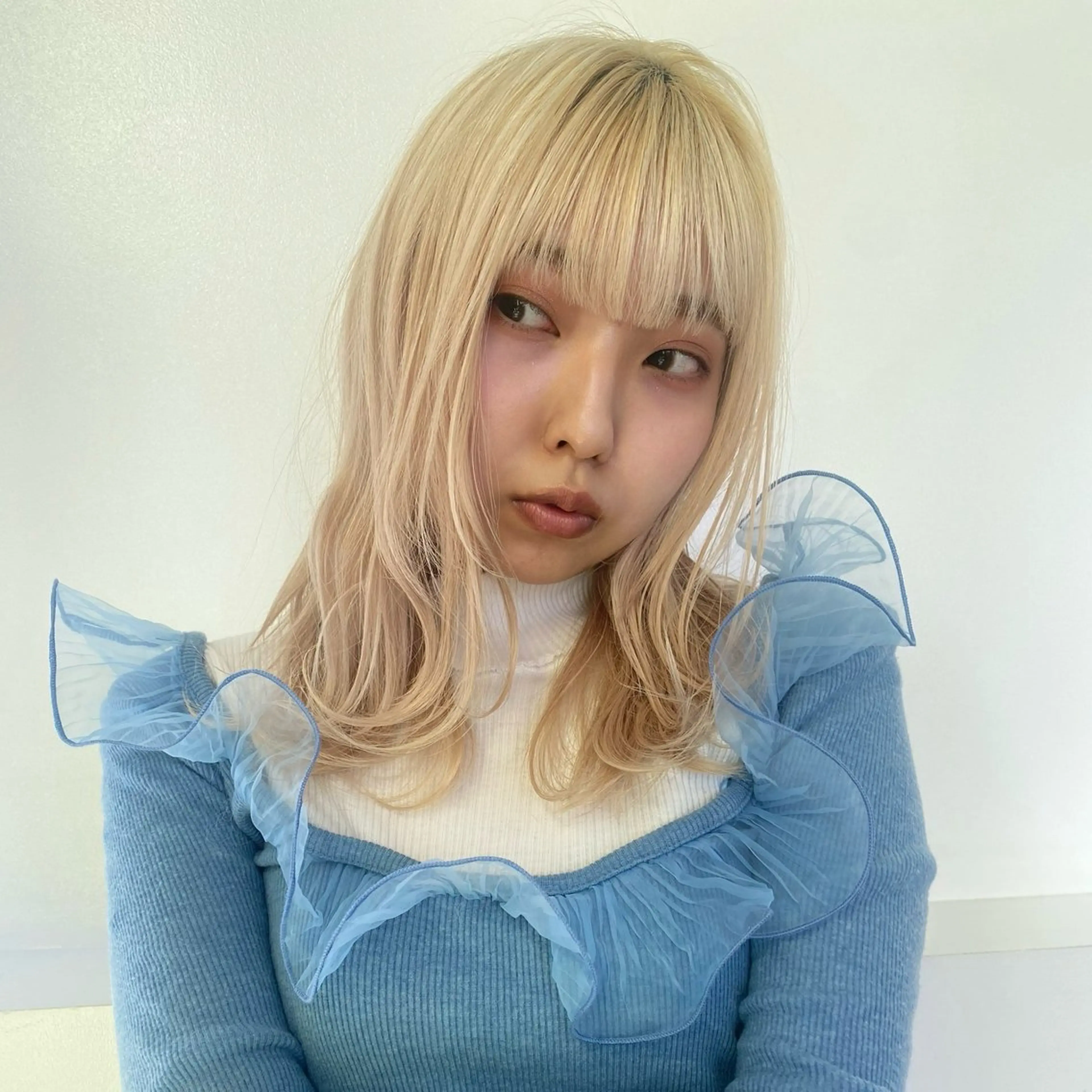 ロング カラー ヘアカラー トリートメント ハイトーン×デザイン 🪽🫧HIKARIのヘアスタイル