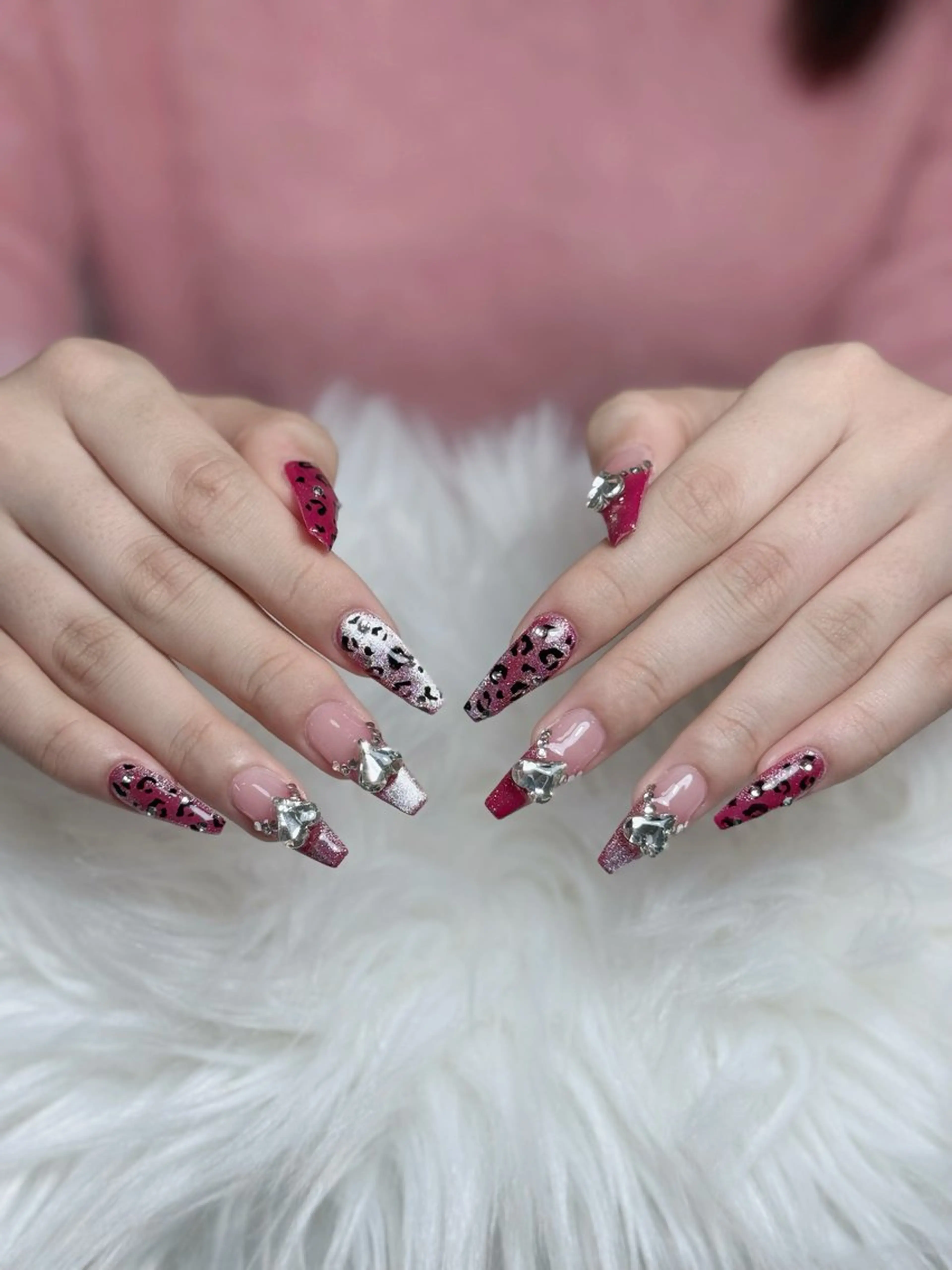 ネイル フレンチネイル ジェルネイル キラキラネイル 韓国ネイル マグネットネイル Julli nail studio所属・Julli NailStudioのネイルデザイン