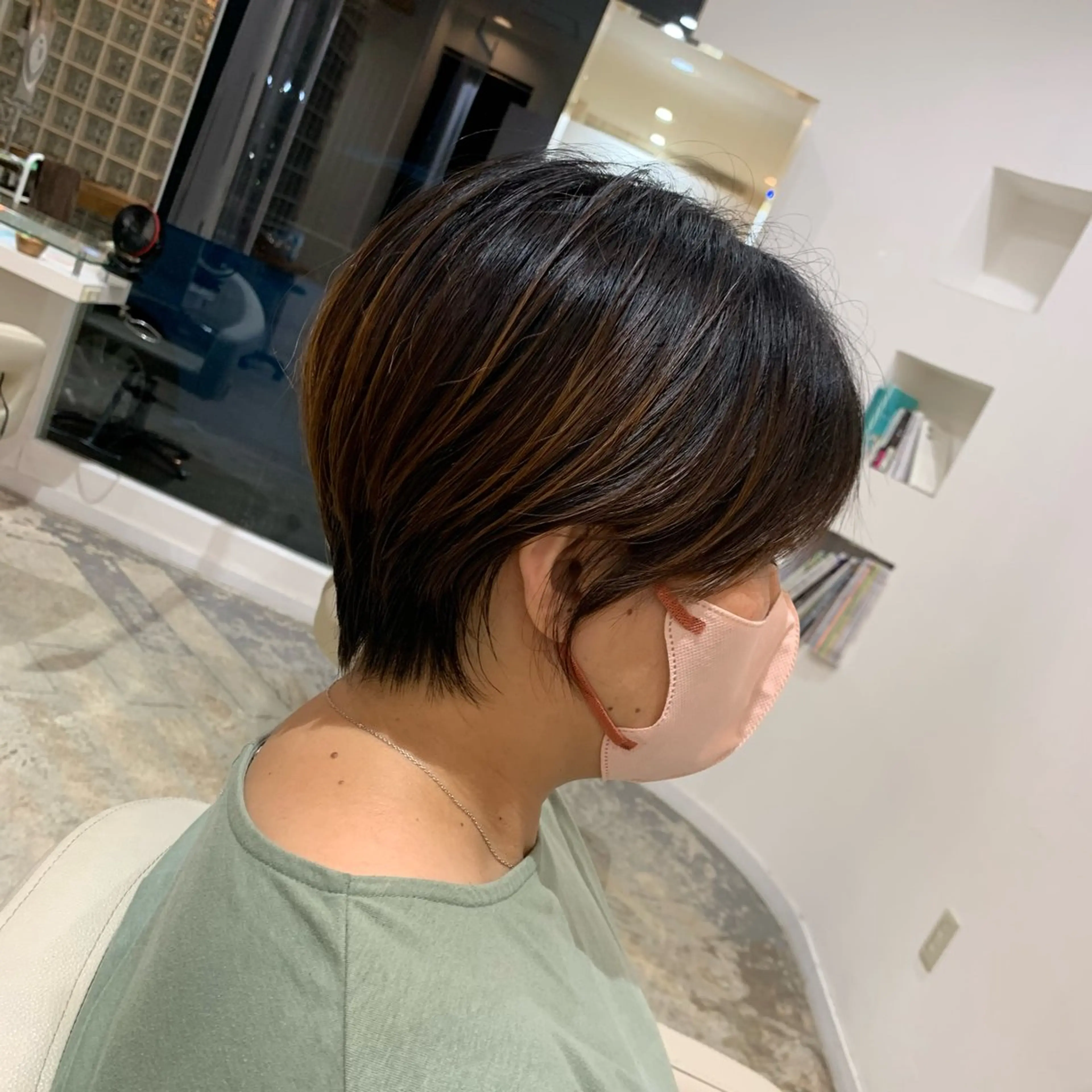 ショート カット SOMEDAY Lx所属・佐藤 優里のヘアスタイル