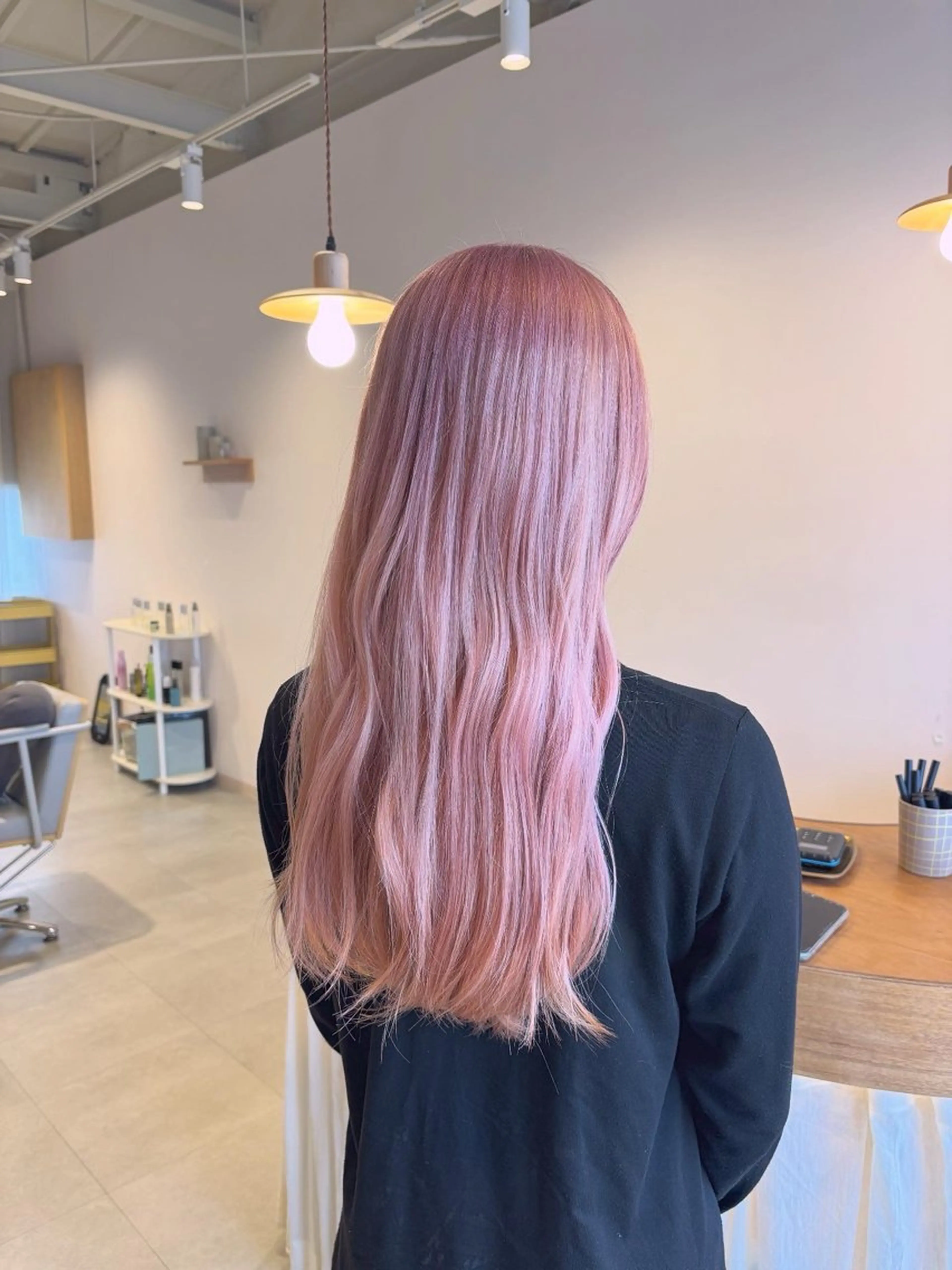 ロング ヘアカラー トリートメント 土屋 愛海のヘアスタイル