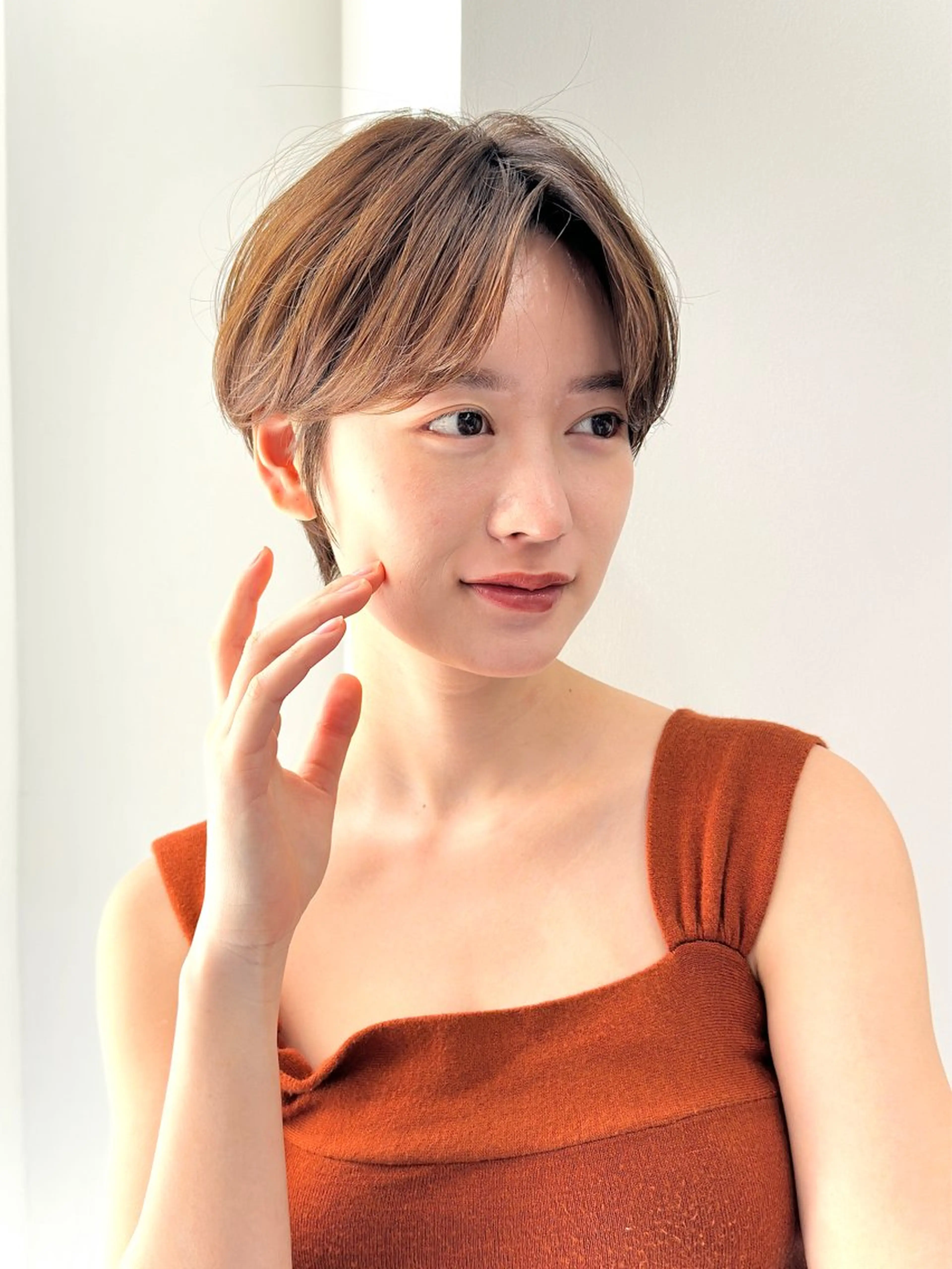 ショート カラー ヘアアレンジ マエダ アズミ🌱のヘアスタイル