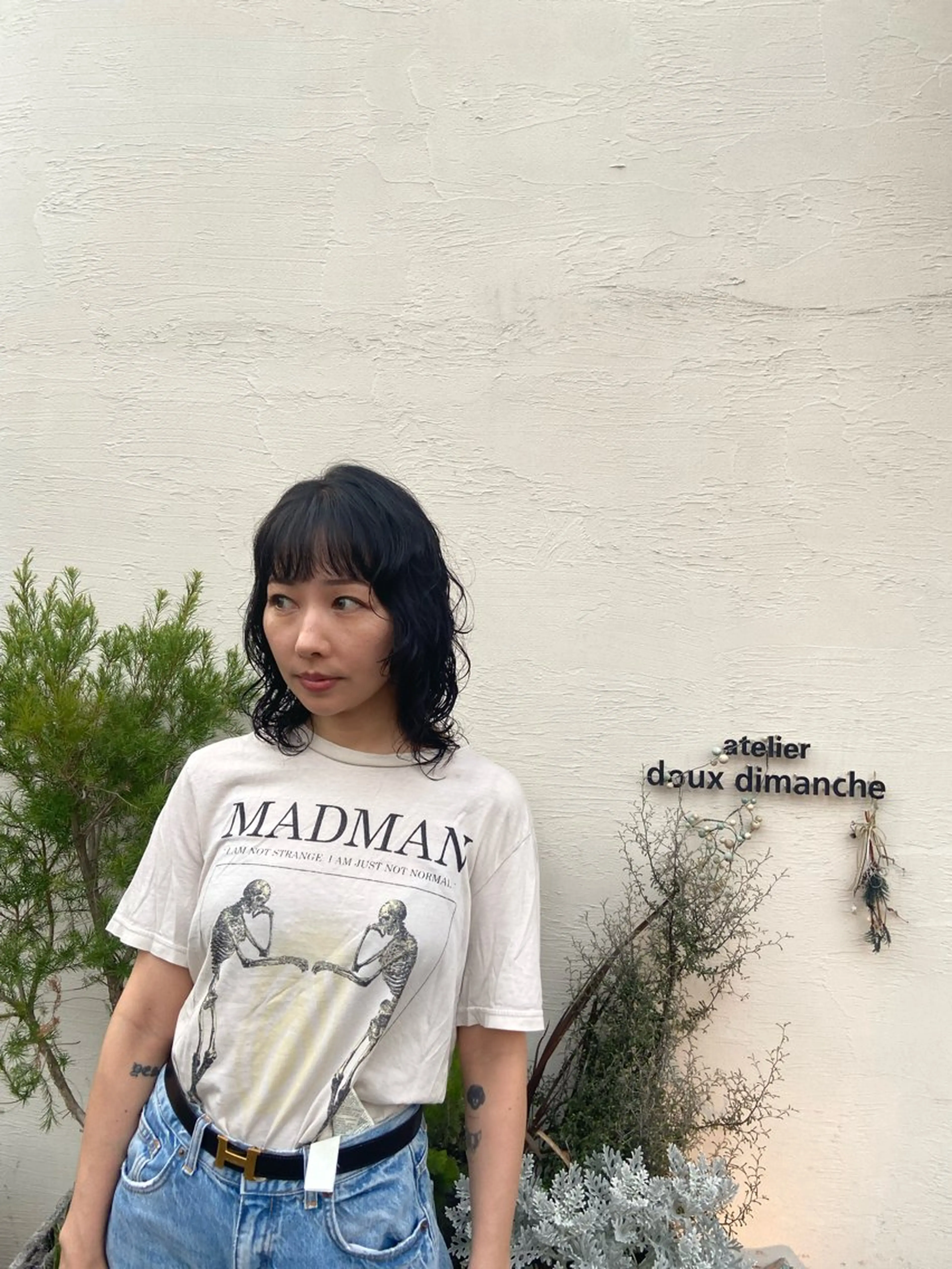 ミディアム パーマ atelier doux dimanche（アトリエ・ドゥー・ディマンシュ）所属・Fukamiレイヤー 透明感カラーのヘアスタイル