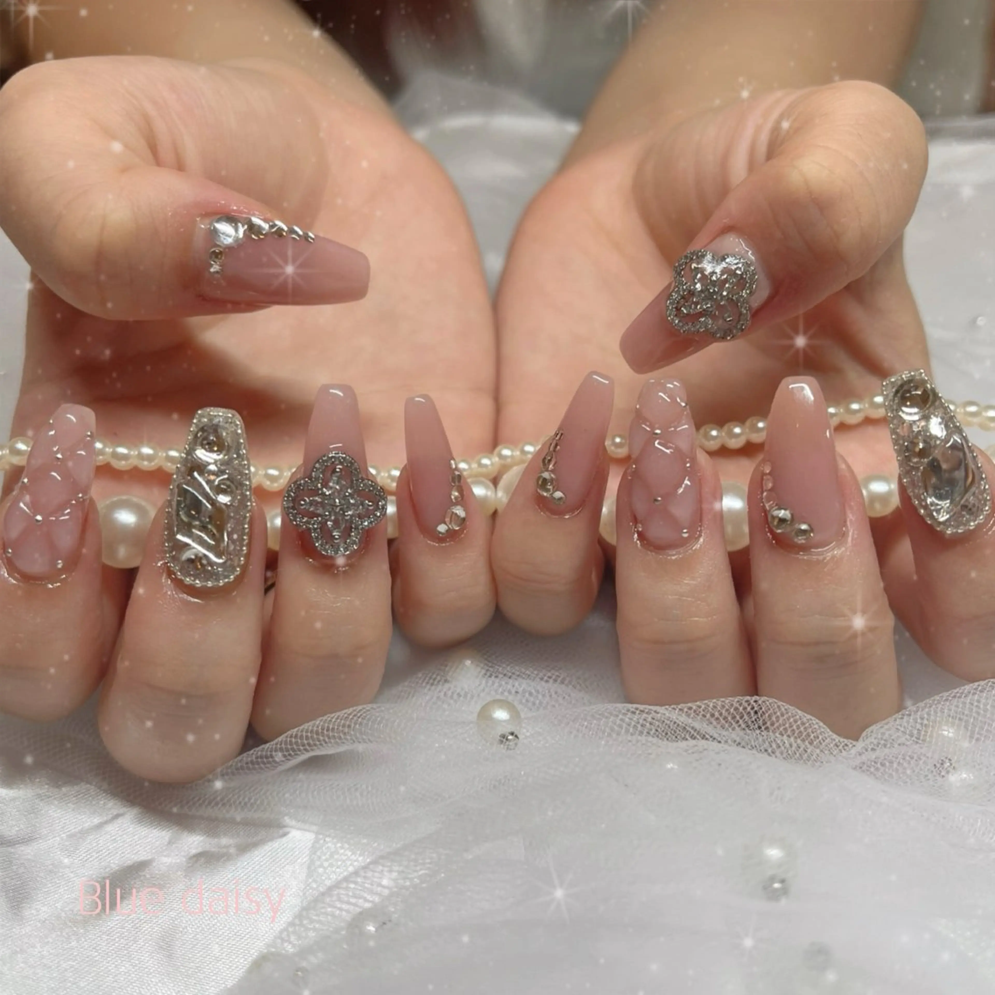 ネイル ハンドネイル ブルーデイジー栄本店所属・BlueDaisy 栄本店のネイルデザイン