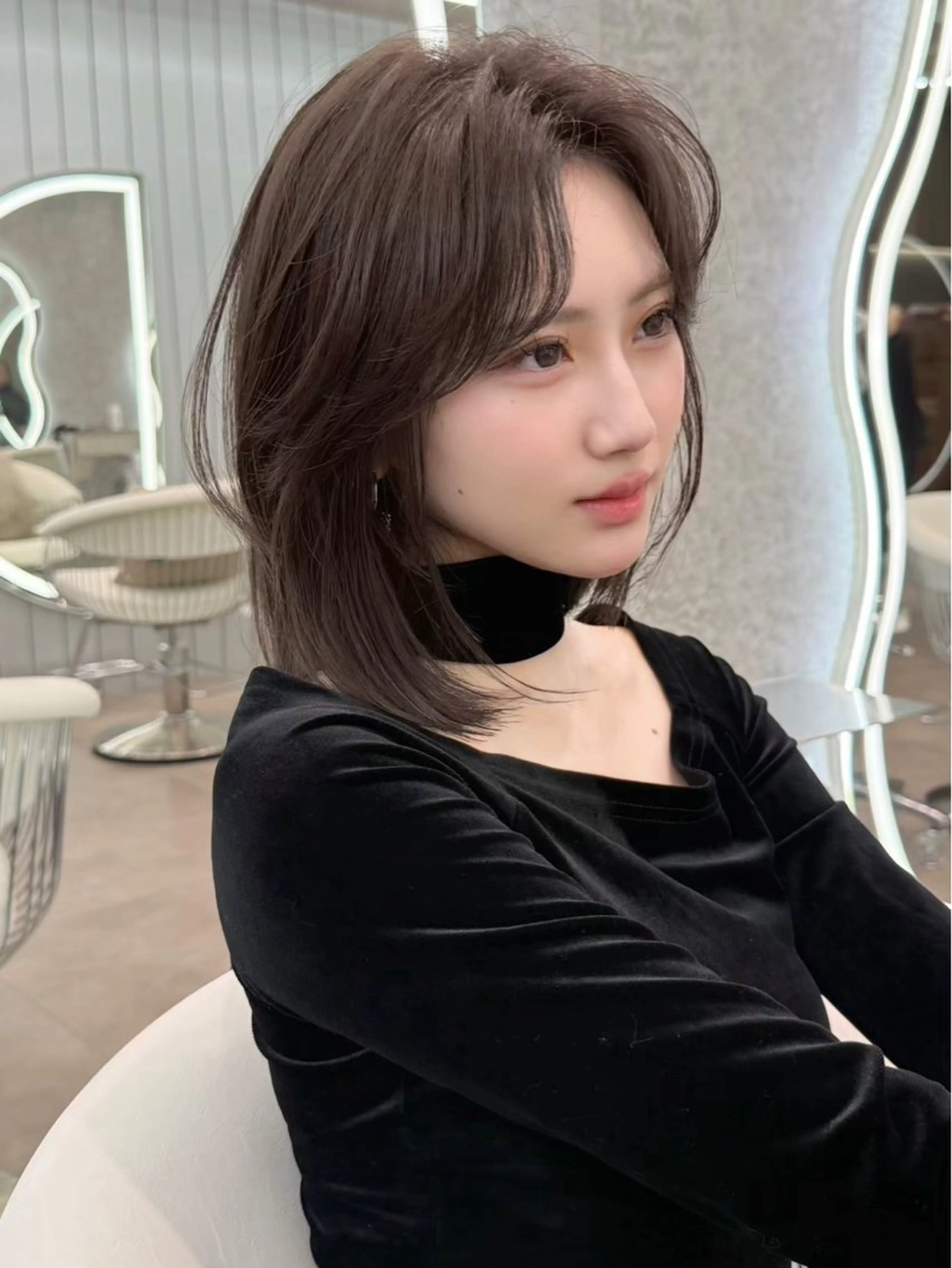 ミディアム ヘアアレンジ 縮毛矯正 カット 縮毛矯正 トリートメント ヘアセット 🇰🇷韓国ヘア 髪質改善yamatoのヘアスタイル
