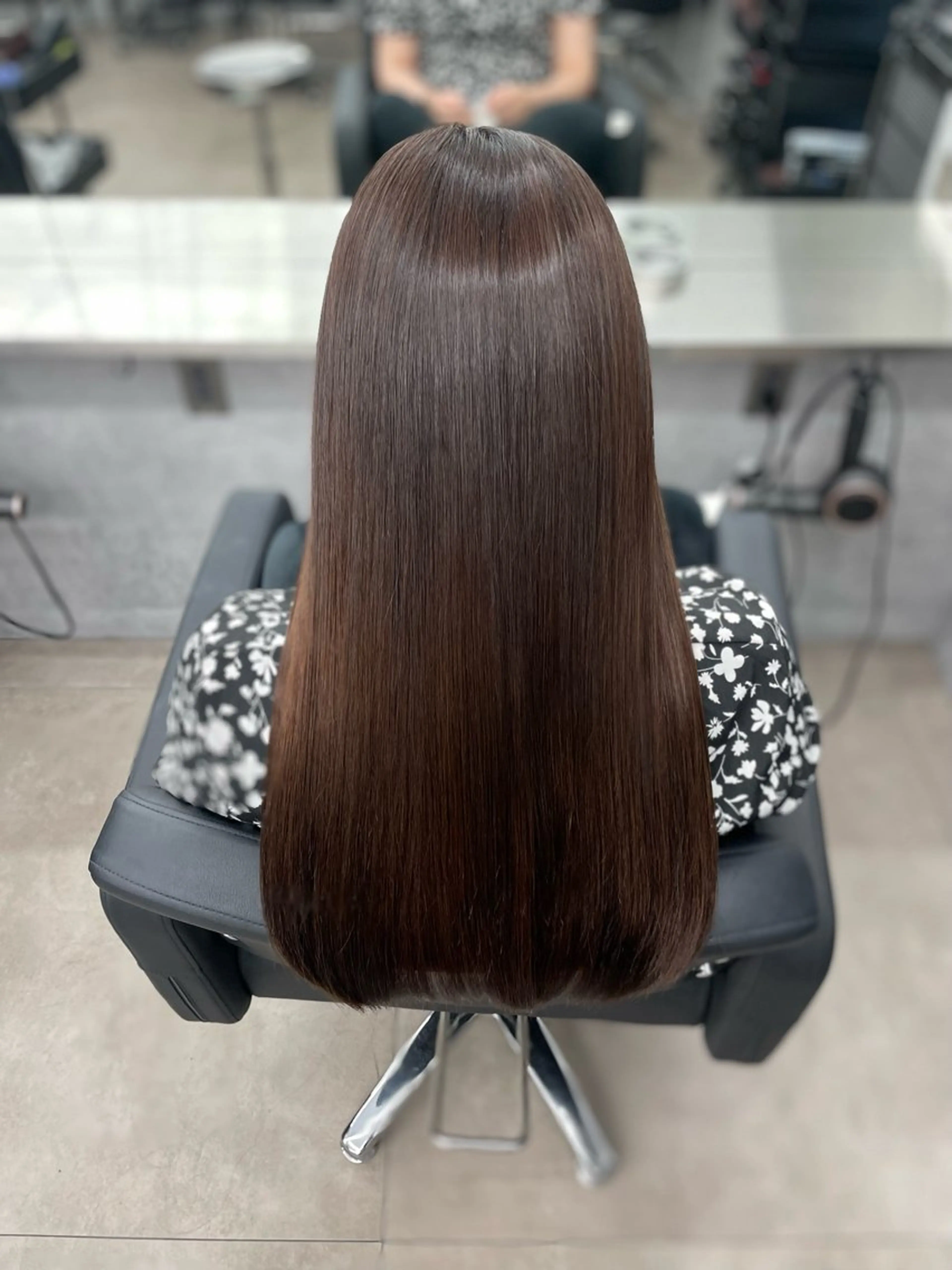 ロング カット ヘアカラー トリートメント 🦄髪質改善トリー トメント🦄イリスのヘアスタイル