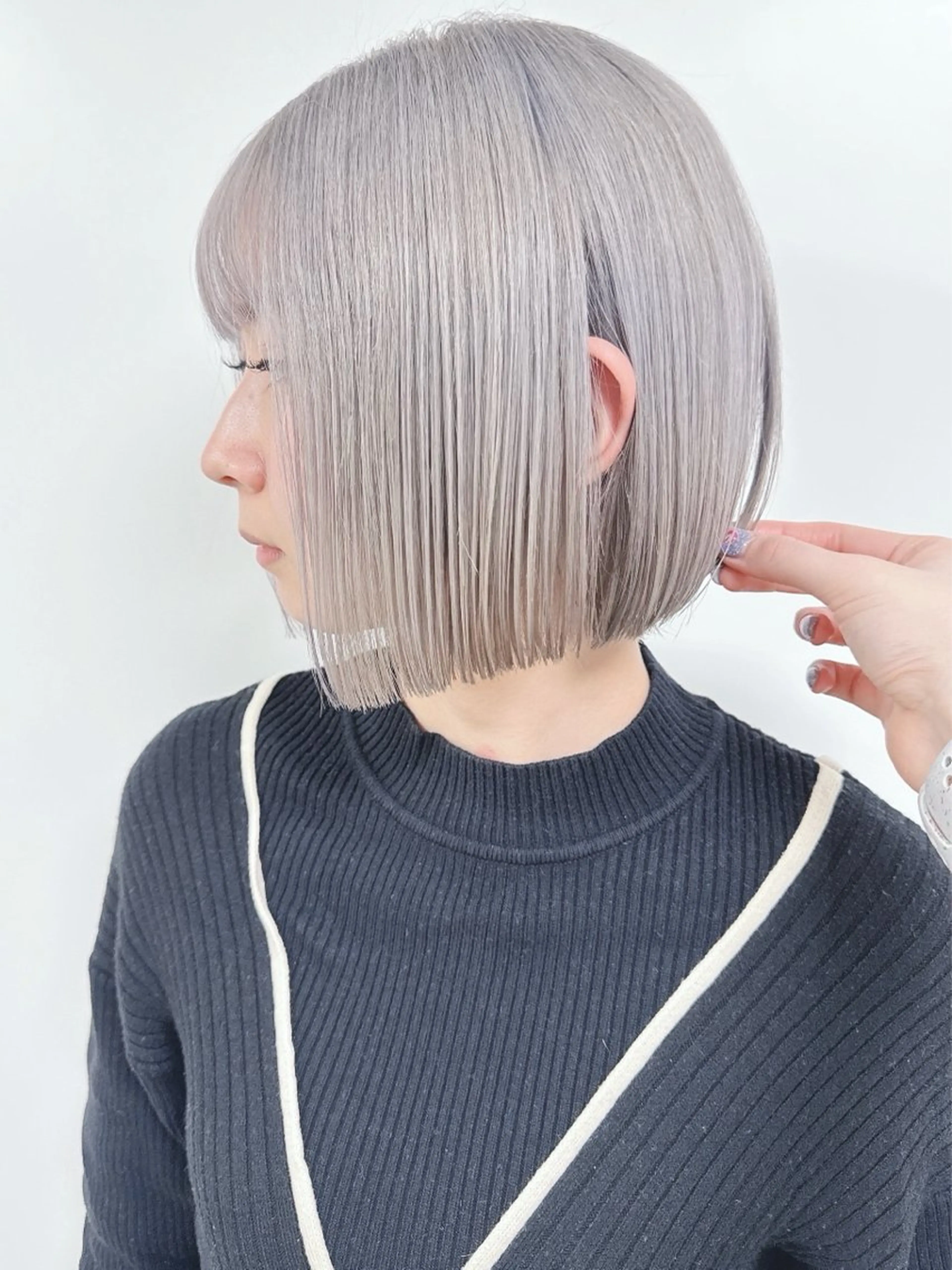 【ボブ×ハイトーンカラー】の写真