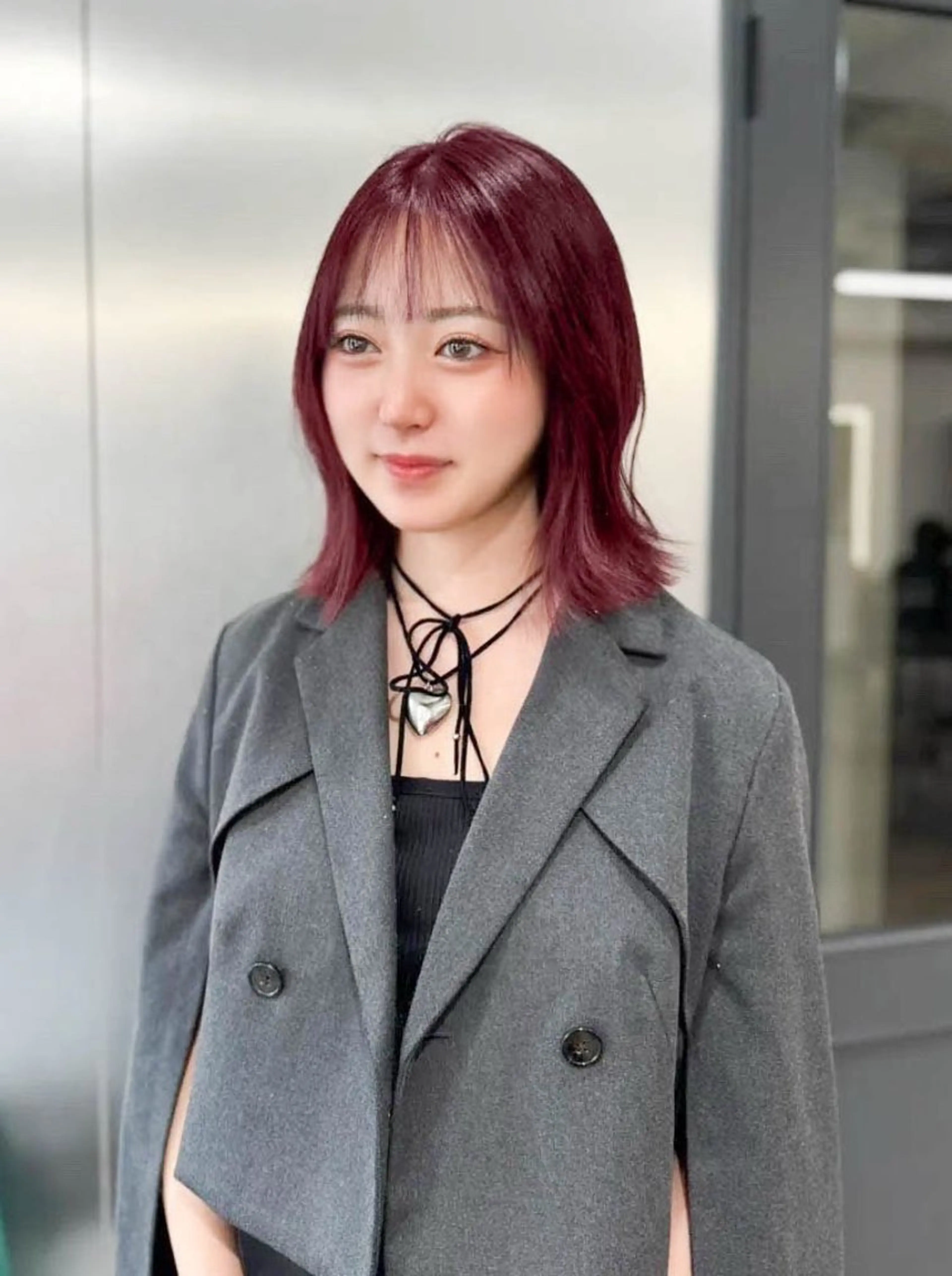 ショート カラー ヘアカラー トリートメント Elsa エルサのヘアスタイル